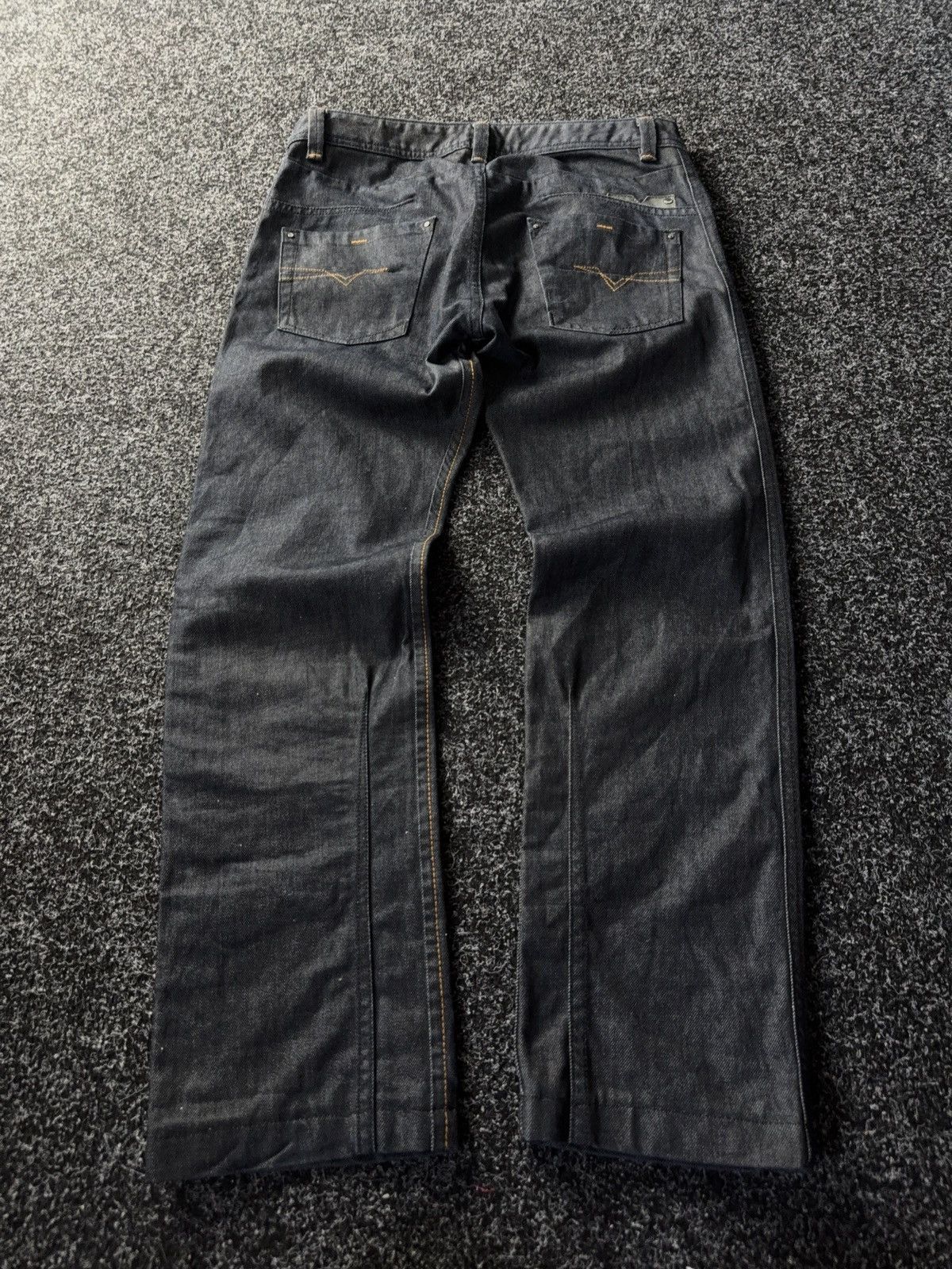 Diesel 00s Designer luxury Diesel Darron Tapered Dark Denim Jeans Size US 30 / EU 46 - 10 Thumbnail