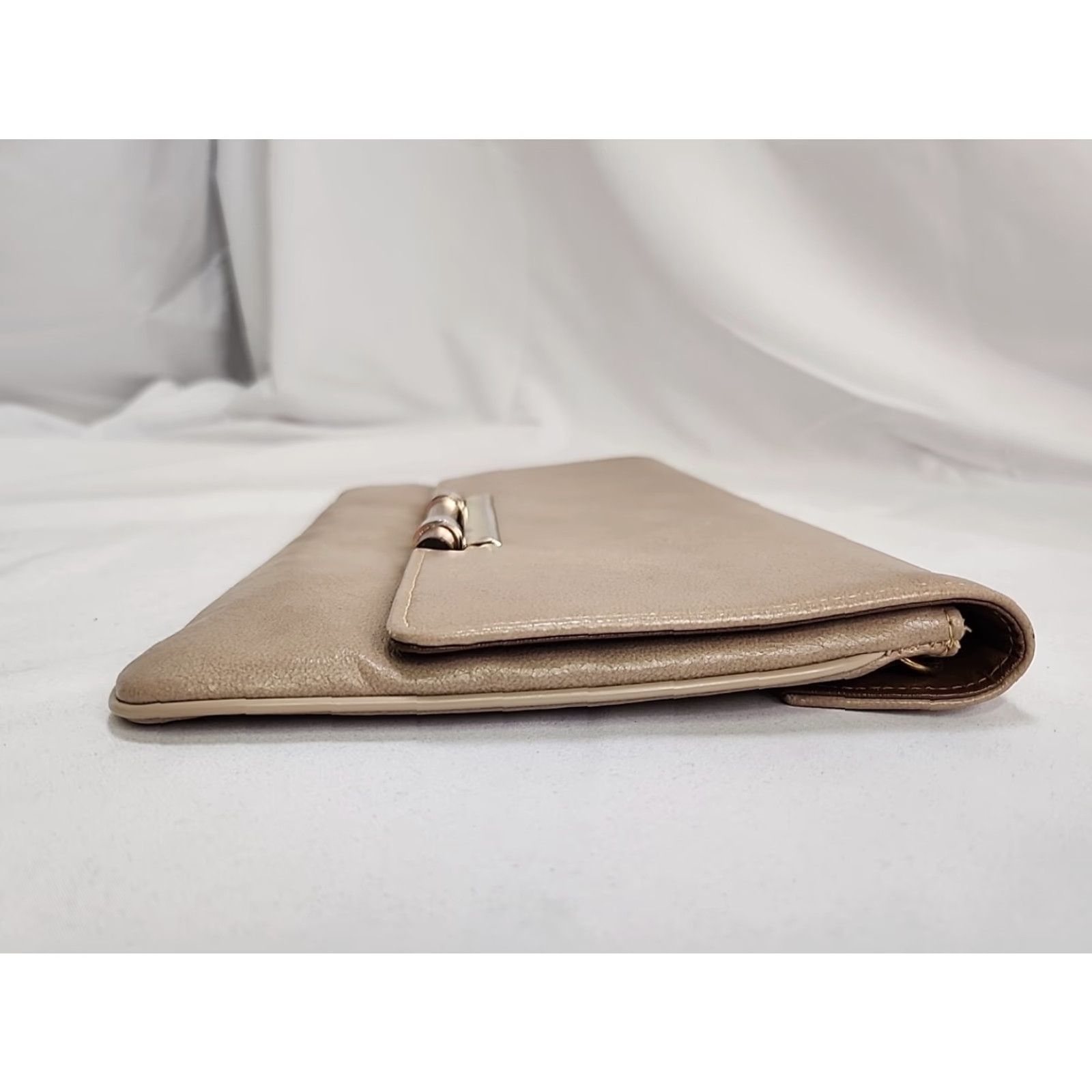 Vintage VINTAGE Mardane Tan Genuine Leather Clutch Gold Purse Chain USA Wood Handle 11x6.5x1 Size ONE SIZE - 6 Thumbnail
