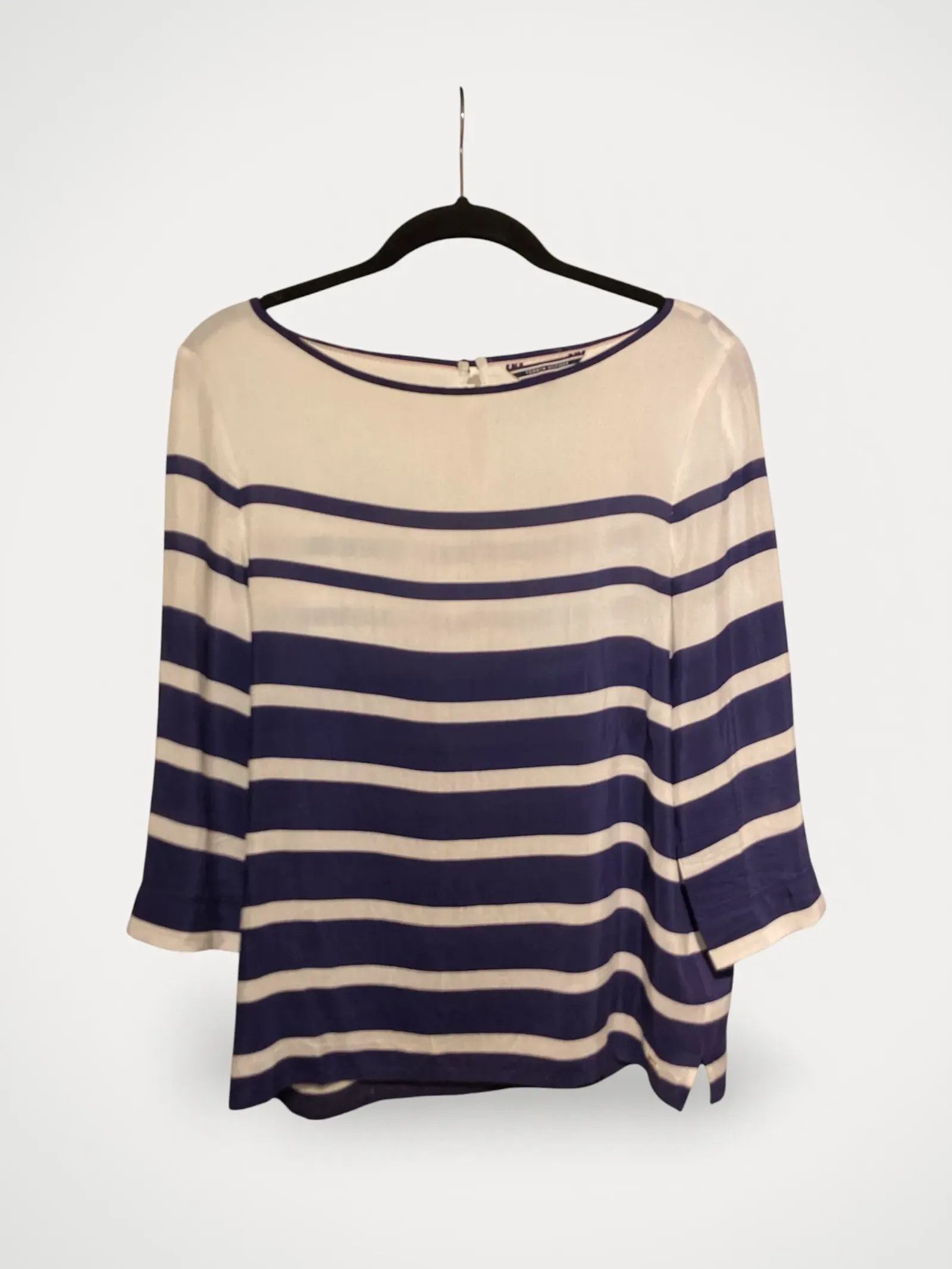 Tommy Hilfiger Tommy Hilfiger Blouse Size M / US 6-8 / IT 42-44 - 1 Thumbnail