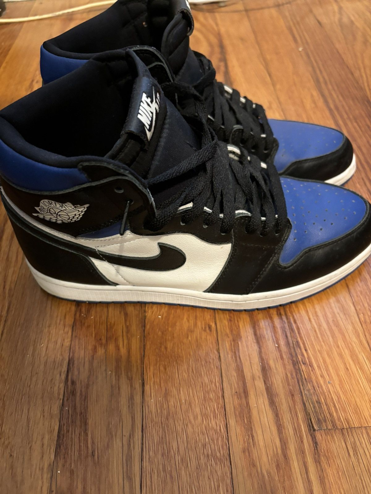 Jordan Brand Royal blue toe Jordan 1s Size US 11 / EU 44 - 4 Thumbnail