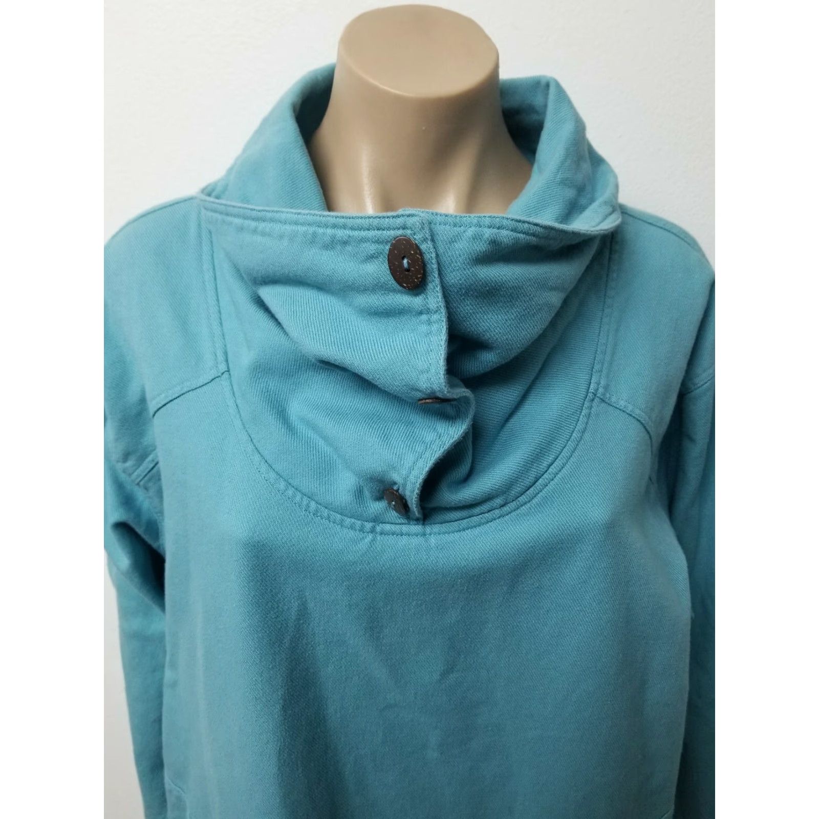 Soft Surroundings Soft Surroundings Oversized Button Collar Sweater Woman's Size Med Powder Blue Size M / US 6-8 / IT 42-44 - 3 Thumbnail