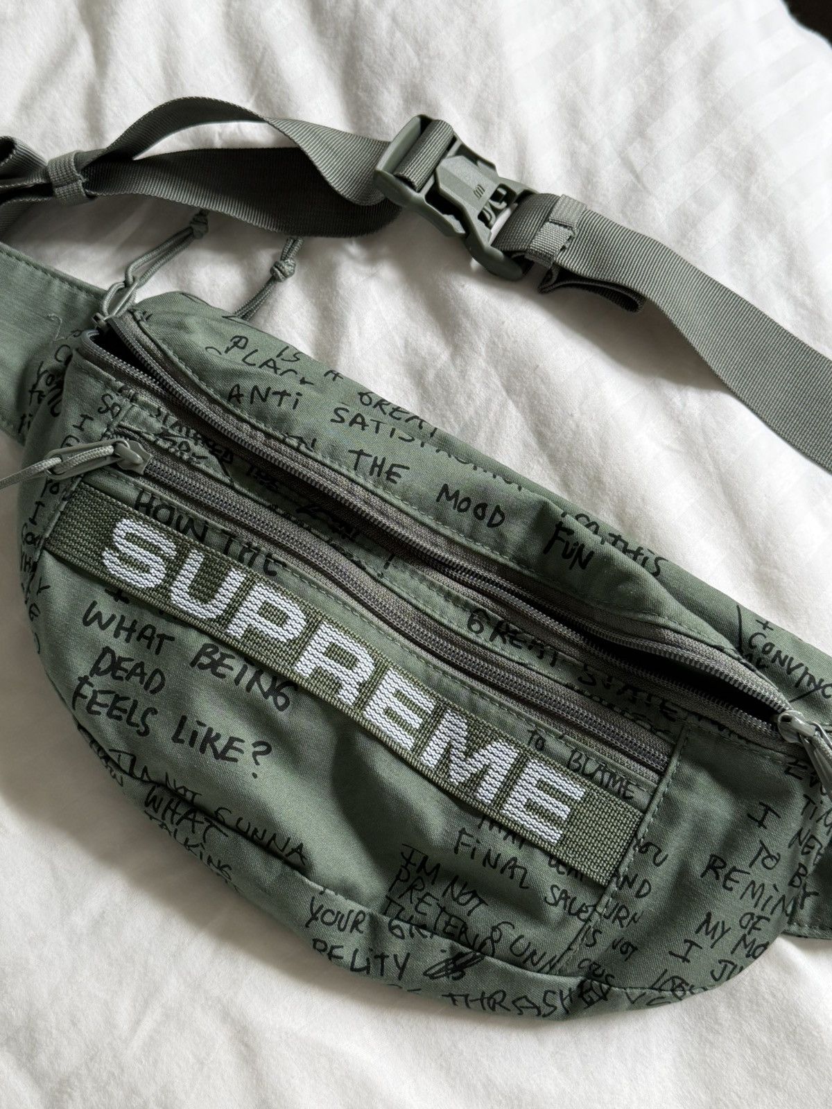 Supreme Supreme Field Side Bag “Olive Gonz” SS23 | Grailed