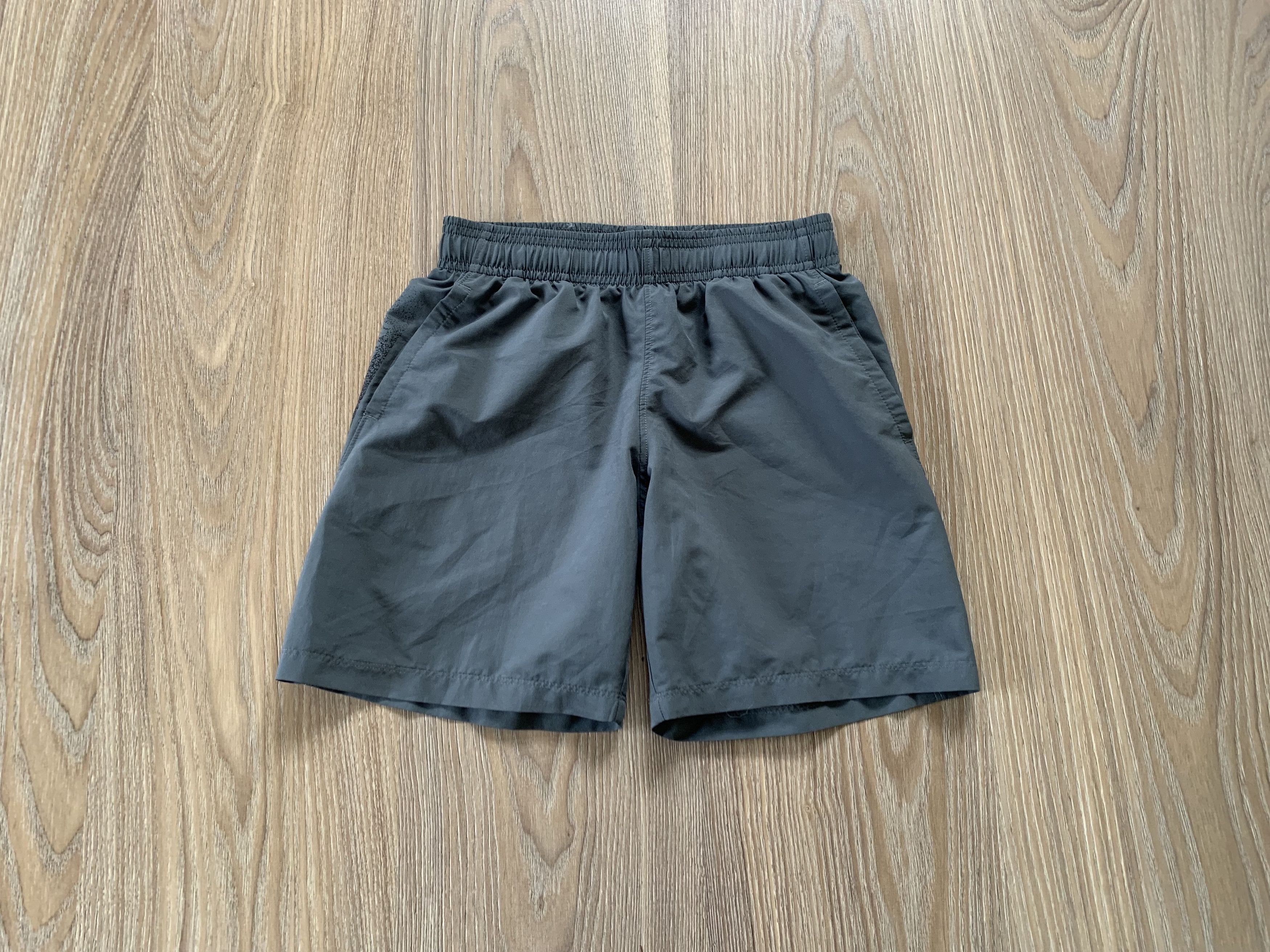 Under Armour Youth Under Armour Training Shorts Size US 26 / EU 42 - 2 Thumbnail