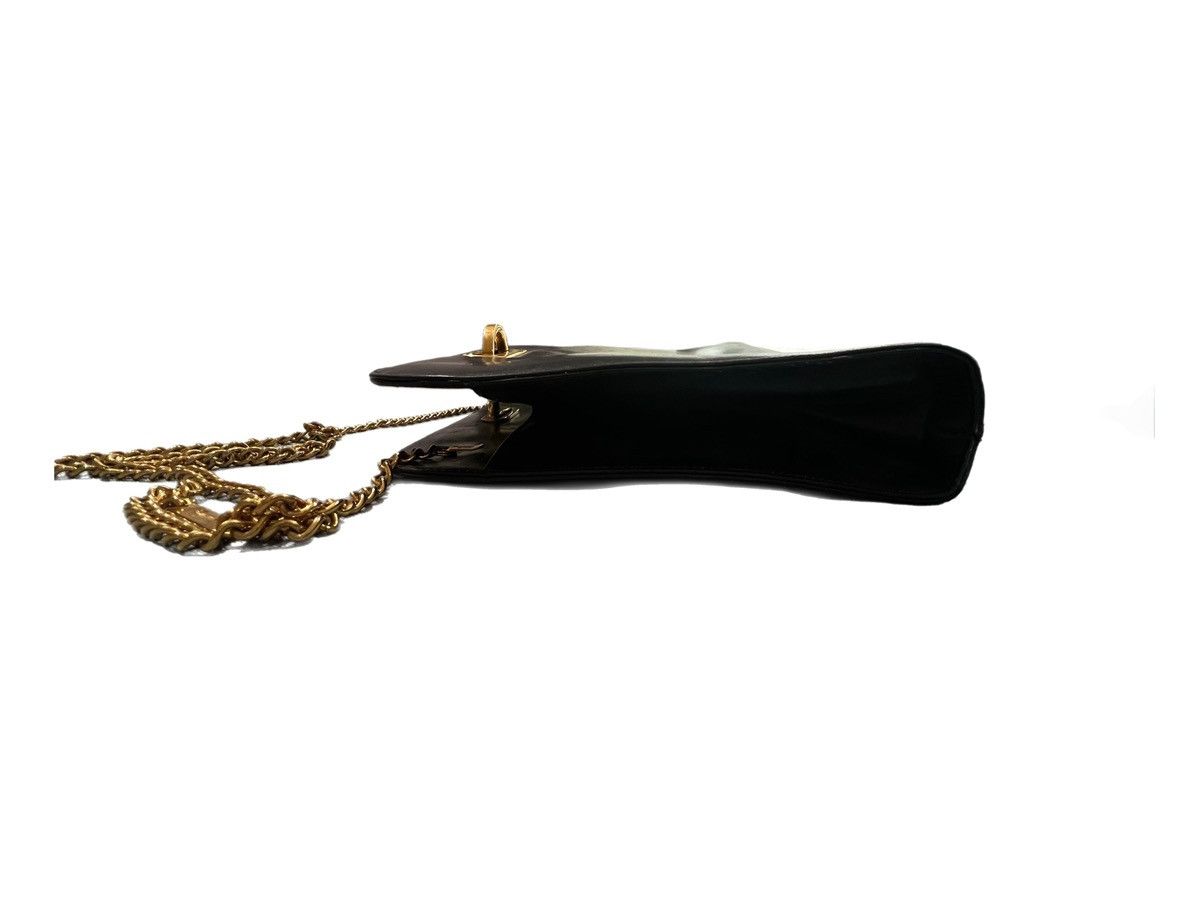 Salvatore Ferragamo Salvatore Ferragamo Gancini Black Leather Chain Shoulder Bag Size ONE SIZE - 6 Thumbnail