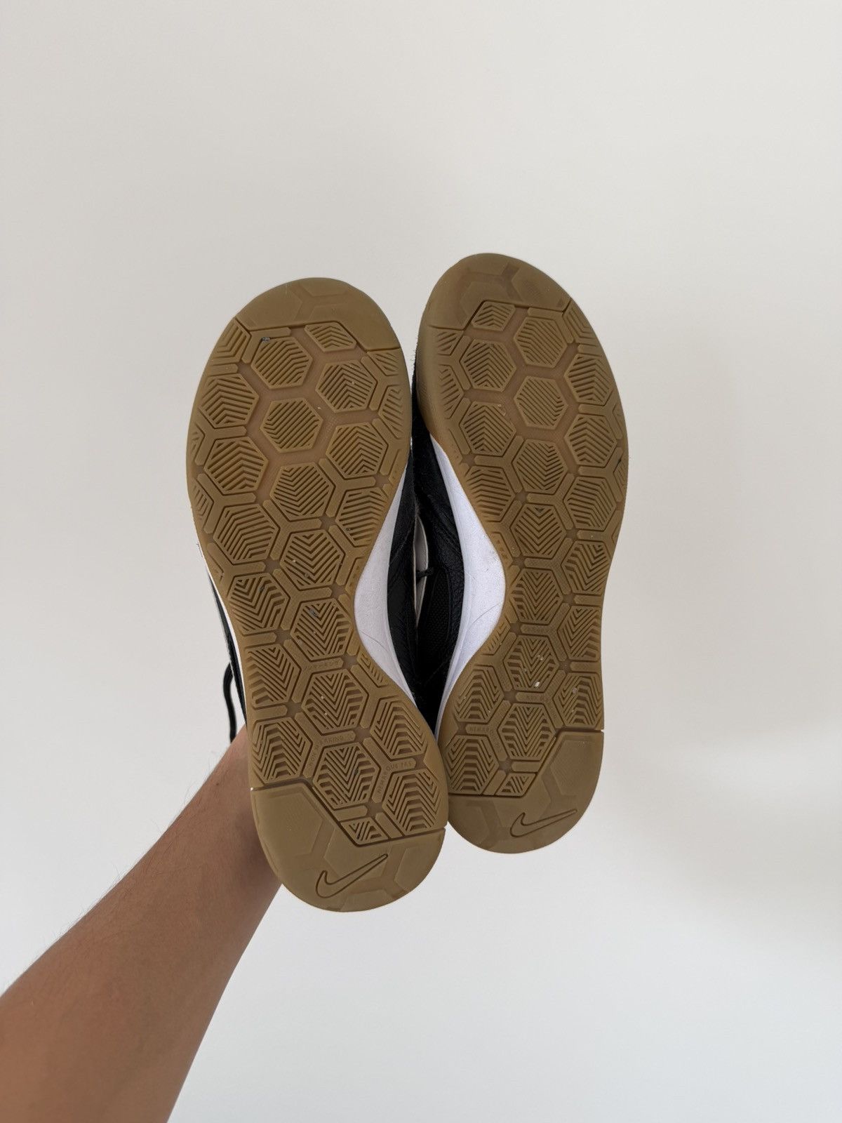 Nike Nike Gato Size US 9 / EU 42 - 3 Thumbnail