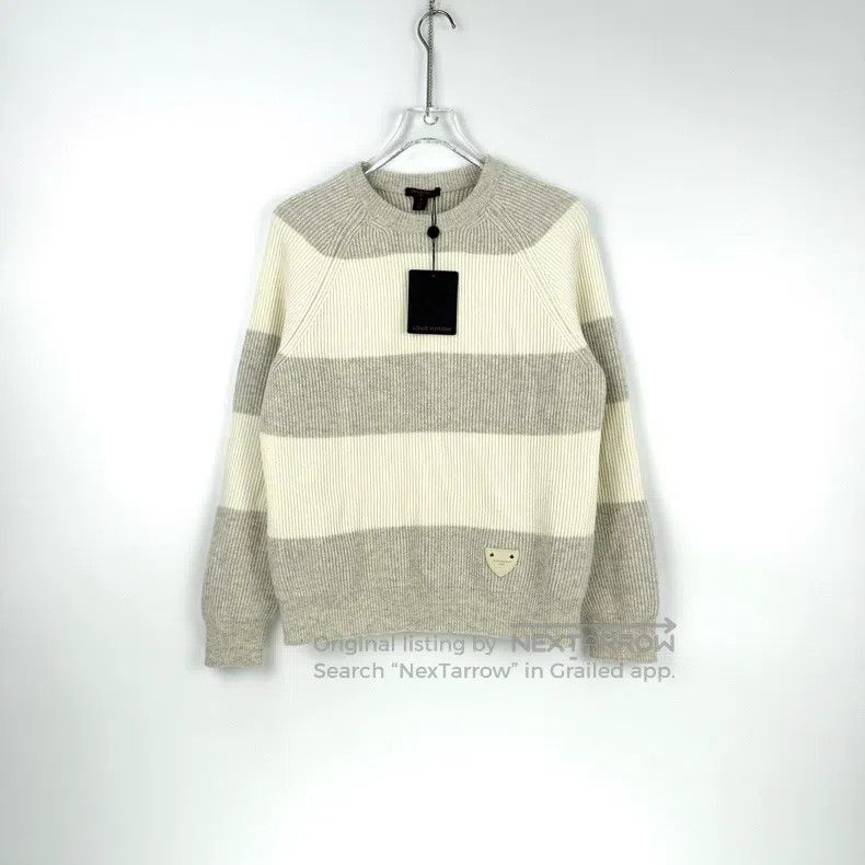 Louis Vuitton Louis Vuitton Grey and white wide striped leather label sw Size US S / EU 44-46 / 1 - 3 Thumbnail
