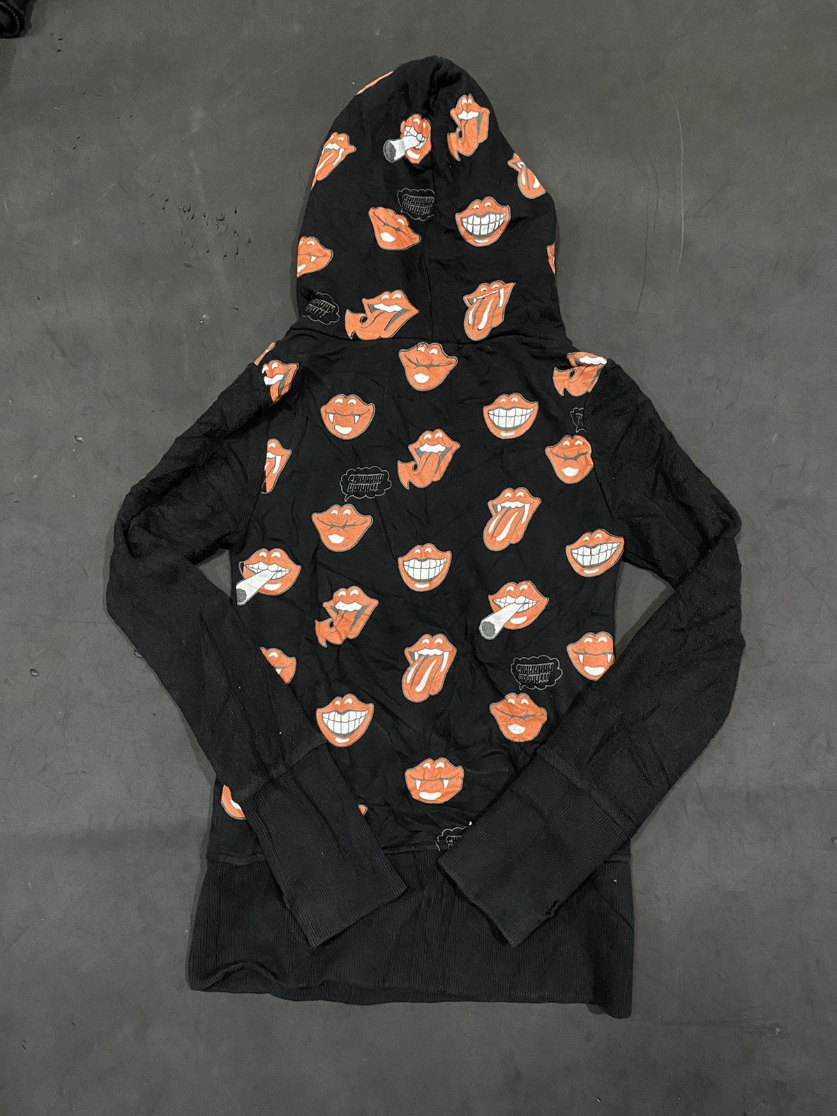 If Six Was Nine × Japanese Brand × Le Grande Bleu (L.G.B.) 💸BINDINGOFFER💸Gladnews Japanese Lips Hoodie Rollingstone Size US S / EU 44-46 / 1 - 3 Thumbnail