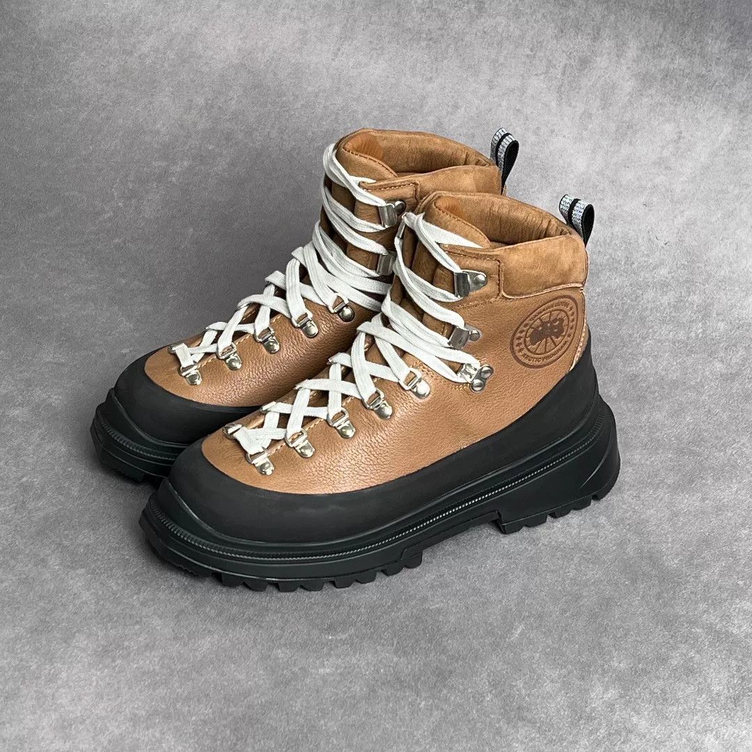 Canada Goose Canada Goose Hiking Beige Boots 9 Men Size US 9 / EU 42 - 1 Thumbnail