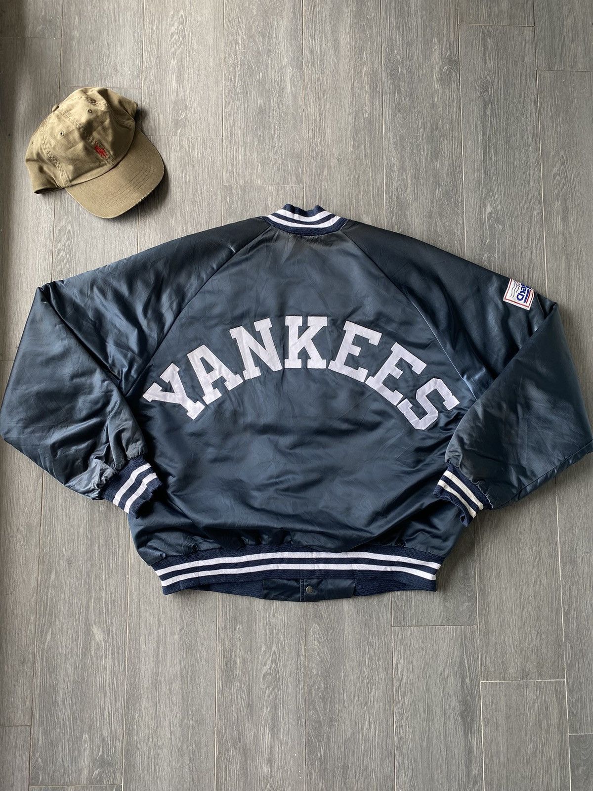 Chalk Line × New York Yankees × Vintage Rare Vintage 90’s Chalk Line NY Yankees Satin Bomber Jacket Size US L / EU 52-54 / 3 - 6 Thumbnail
