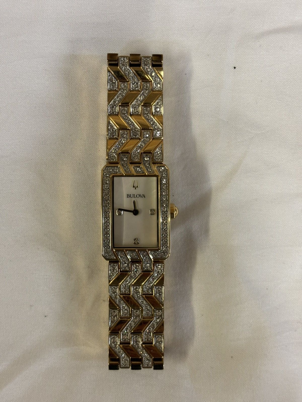 Bulova Bulova Women’s 98L301 Classic Diamond Gold Tone Womens Watch Size ONE SIZE - 8 Thumbnail