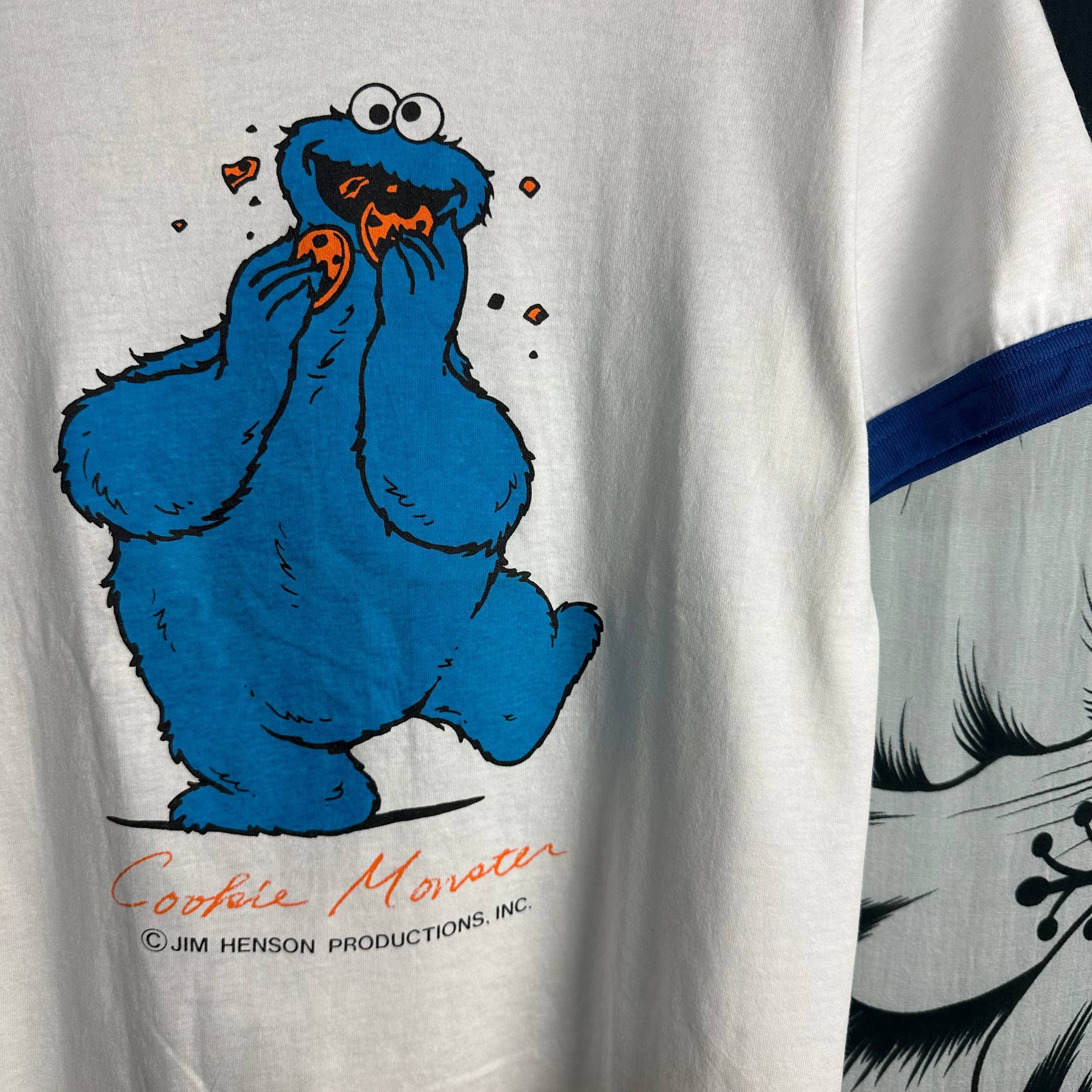 Vintage Vintage Sesame Street Cookie Monster Ringer T-Shirt Size US L / EU 52-54 / 3 - 8 Thumbnail
