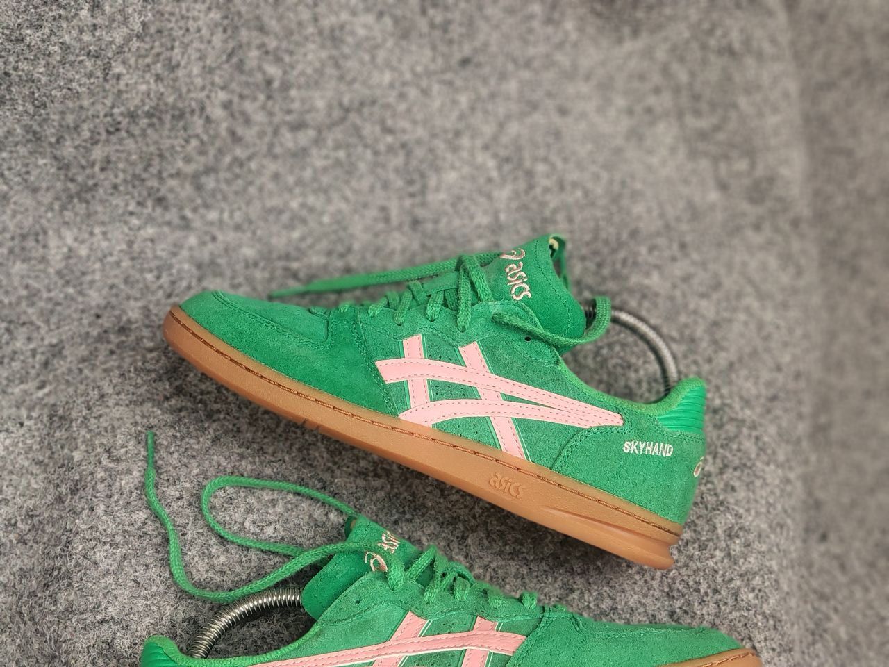 Asics Asics Skyhand OG Cilantro Grapefruit Sneakers Y2K Style Size US 6 / EU 39 - 4 Thumbnail