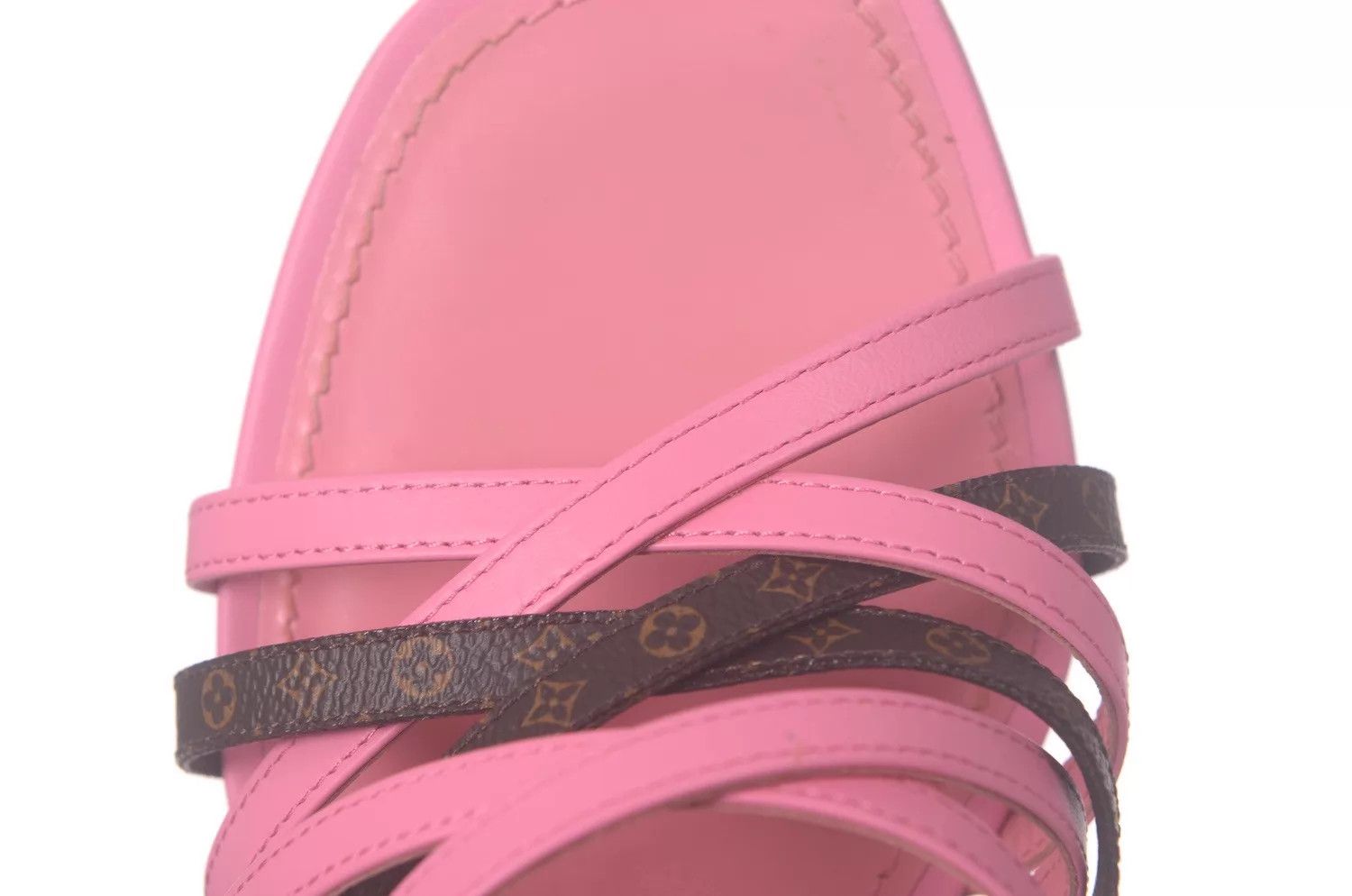 Louis Vuitton LV high heels size 37 Size US 6.5 / IT 36.5 - 6 Thumbnail