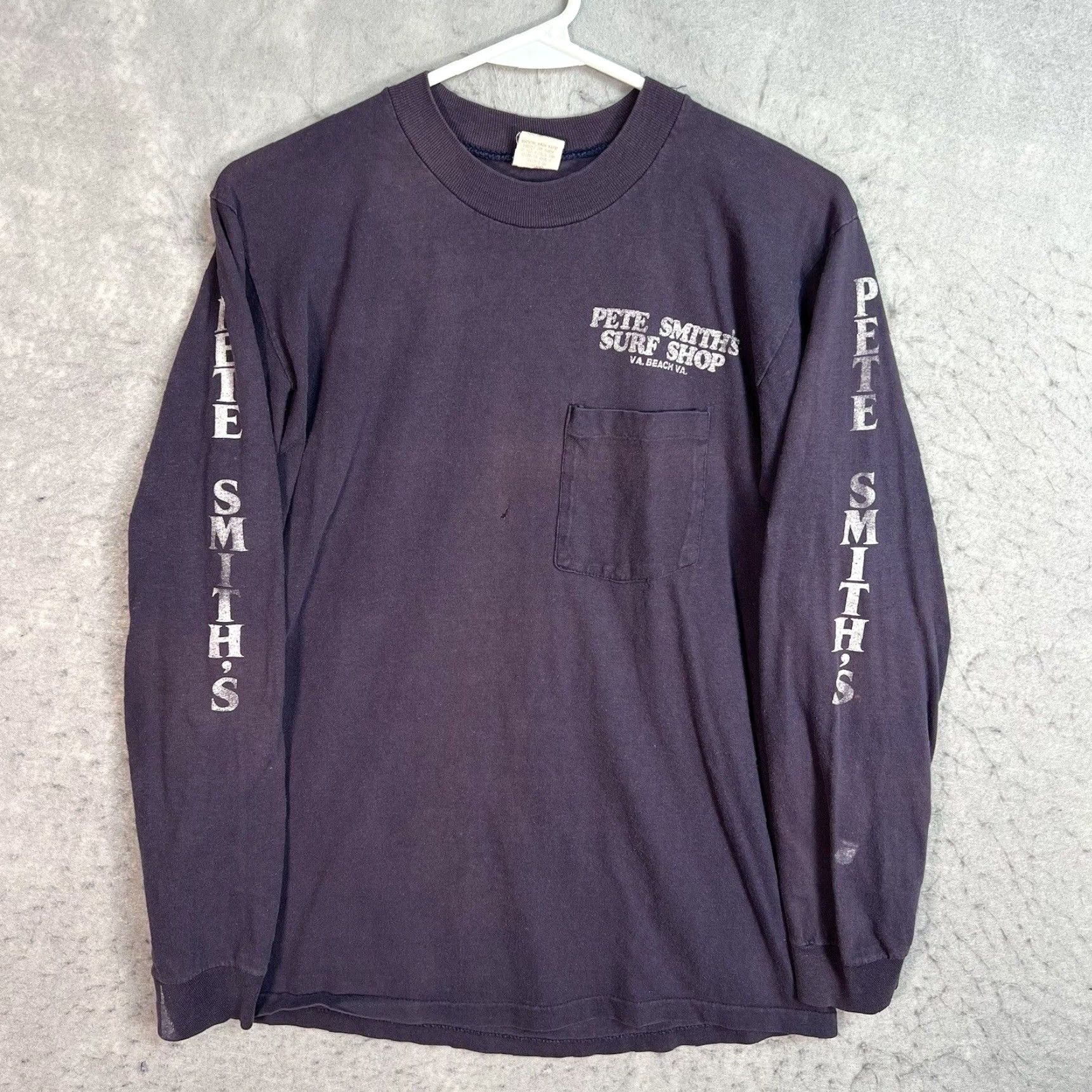 Vintage VINTAGE 1980s Pete Smiths Surf Shop Beach Graphic T Shirt Mens Adult Medium Blue Cotton Faded Surfwear Size US M / EU 48-50 / 2 - 2 Thumbnail