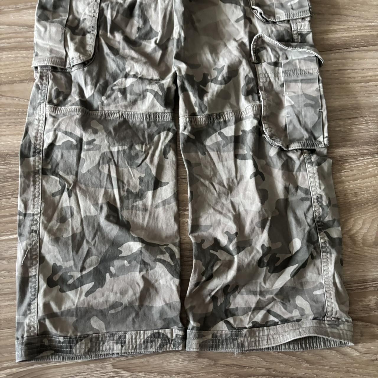 Abercrombie & Fitch Crazy Vintage Y2K/2000s Grunge Abercrombie Camo Streetwear Cargo Pants! 27x29 Size US 27 - 6 Thumbnail