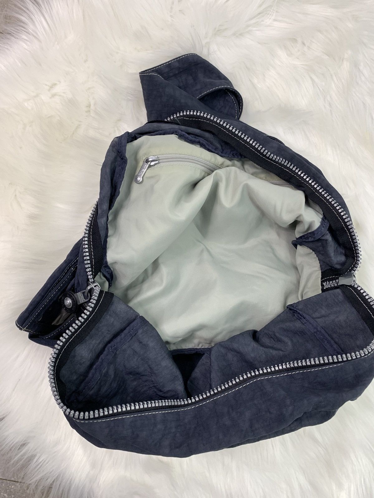 Other × Vintage Kipling Slingbag Size ONE SIZE - 8 Thumbnail