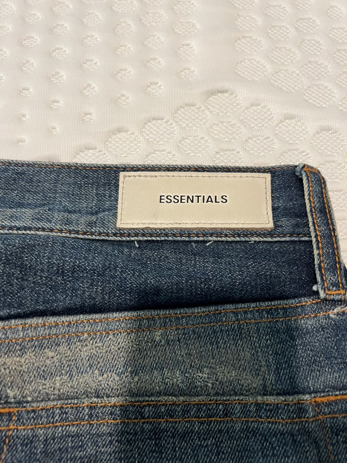 Fear of God Fear of God Essentials Distressed Denim Size US 32 / EU 48 - 3 Thumbnail
