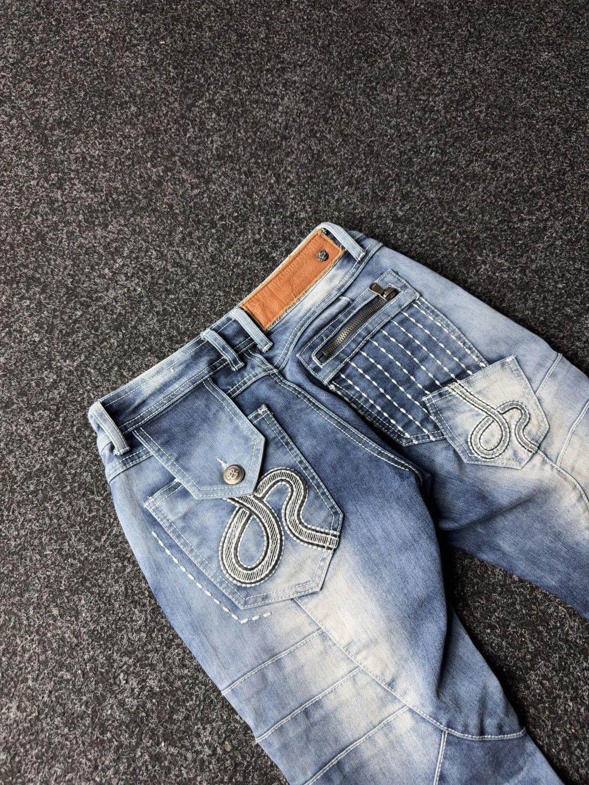 Japanese Brand Y2K JRW-4906 Japanese Style 90s Distressed Moto m Jeans Size 25" / US 0 / IT 36 - 21 Thumbnail