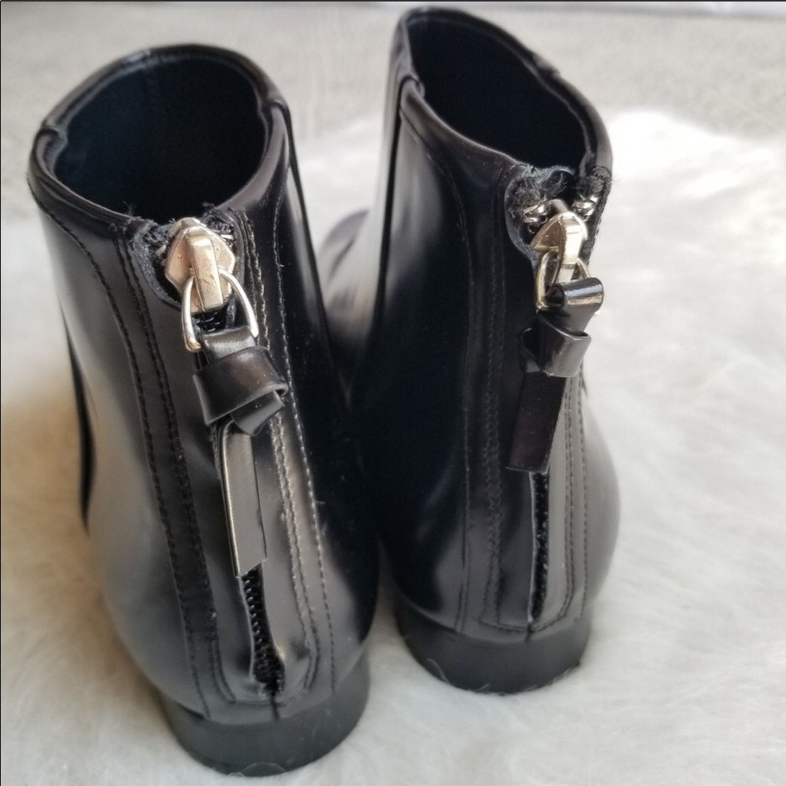 Theory THEORY Black Miriam Patent Leather Ankle Boot Booties 7.5 Size US 7.5 / EU 40-41 - 2 Thumbnail