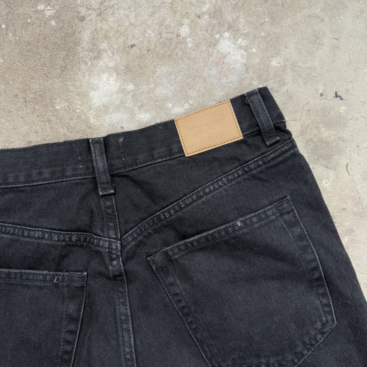 Weekday Weekday Astro Baggy Open Knee Jeans Opium Size 25" / US 0 / IT 36 - 8 Thumbnail