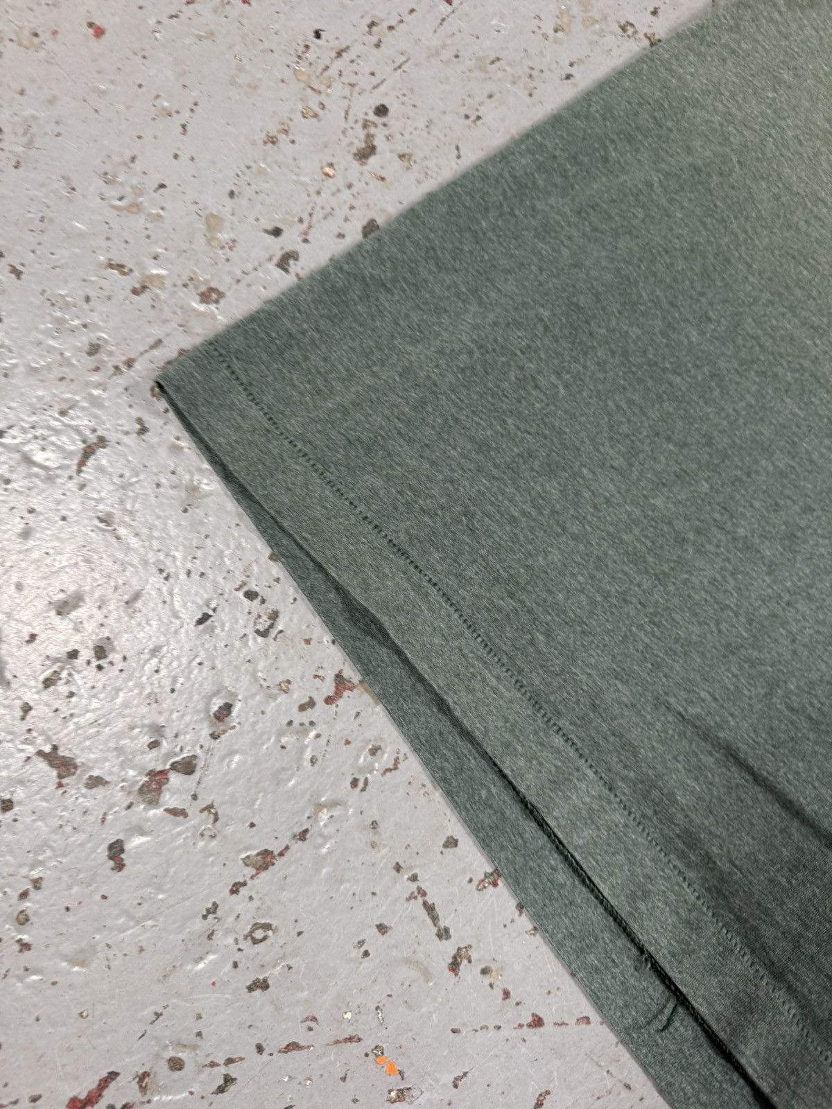 Other Vintage Single Stitch Sun Faded Blank Green Tee Size US XL / EU 56 / 4 - 2 Thumbnail