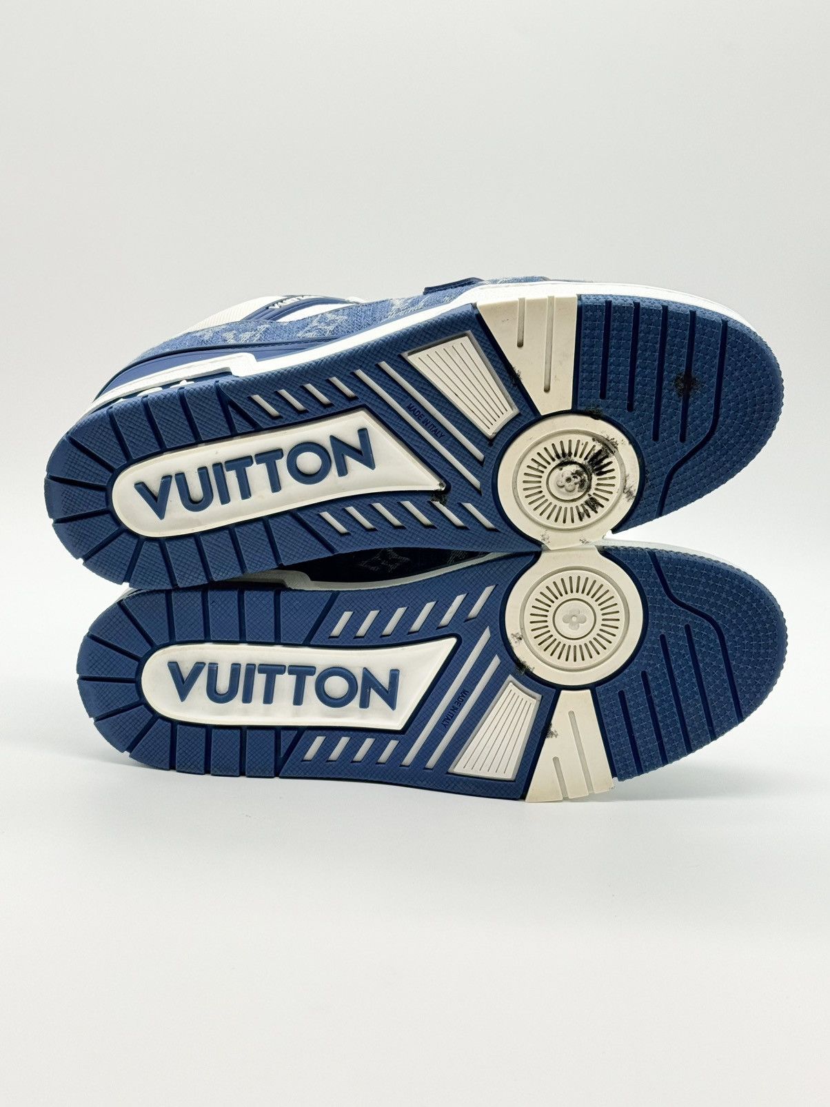 Louis Vuitton Size 9 - Louis Vuitton Trainer Blue Monogram Denim Size US 9 / EU 42 - 6 Thumbnail