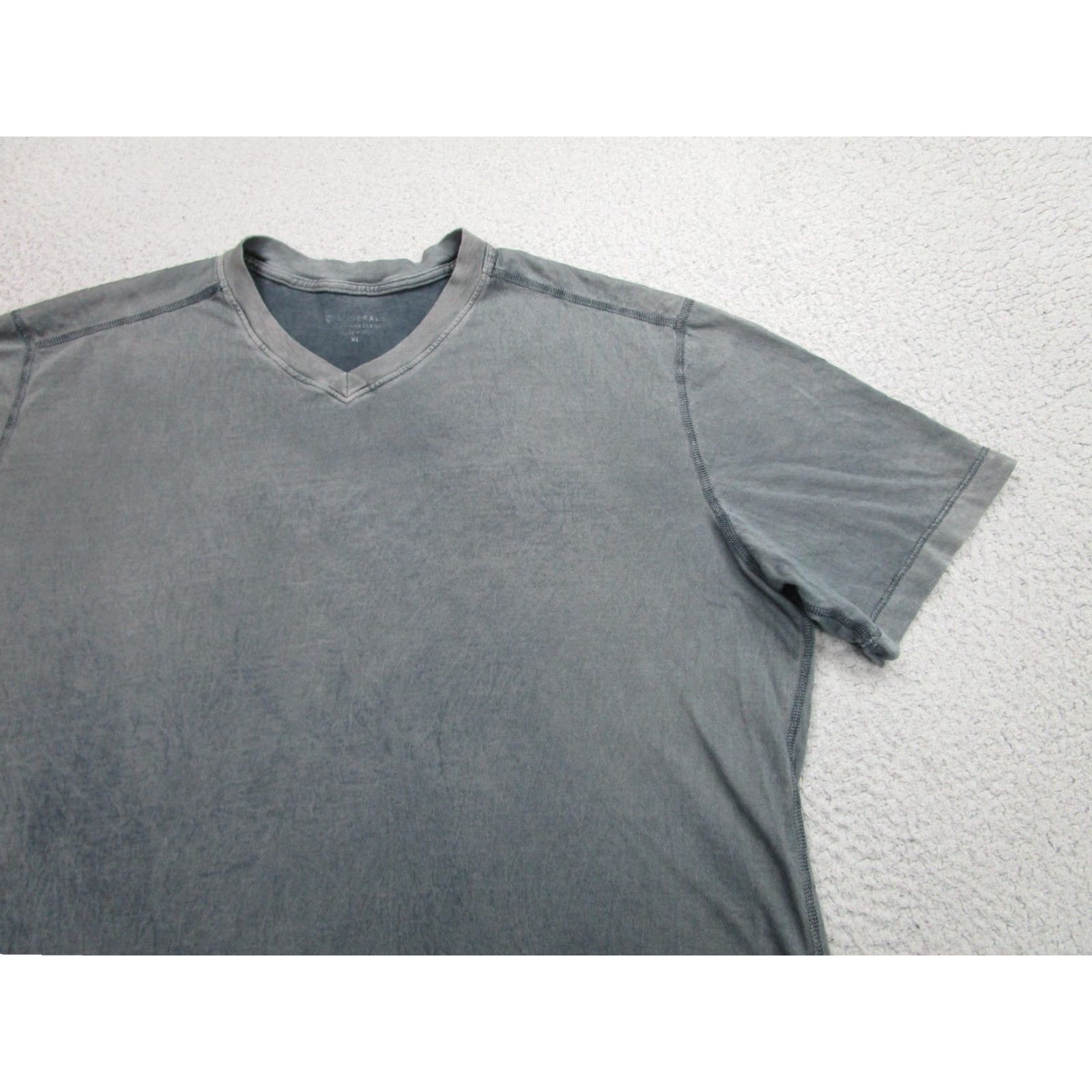 Vintage Minerals Shirt Mens XL Gray V Neck 100% Cotton Soft Tagless Burnout Tee USA Shirt Mens XL Gray V-Neck T-Shirt 100% Cotton Tagless Burnout USA Size US XL / EU 56 / 4 - 2 Thumbnail