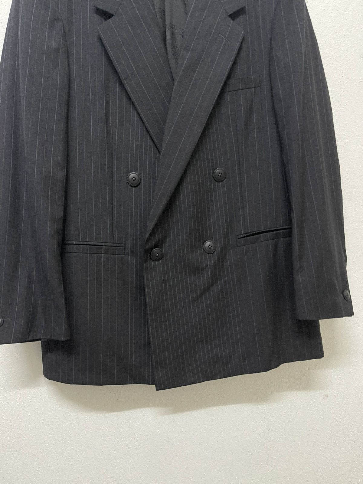 Versace 1990s GIANNI VERSACE PINSTRIPE BESPOKE BUTTON DOUBLE BREAST Size 50R - 5 Thumbnail