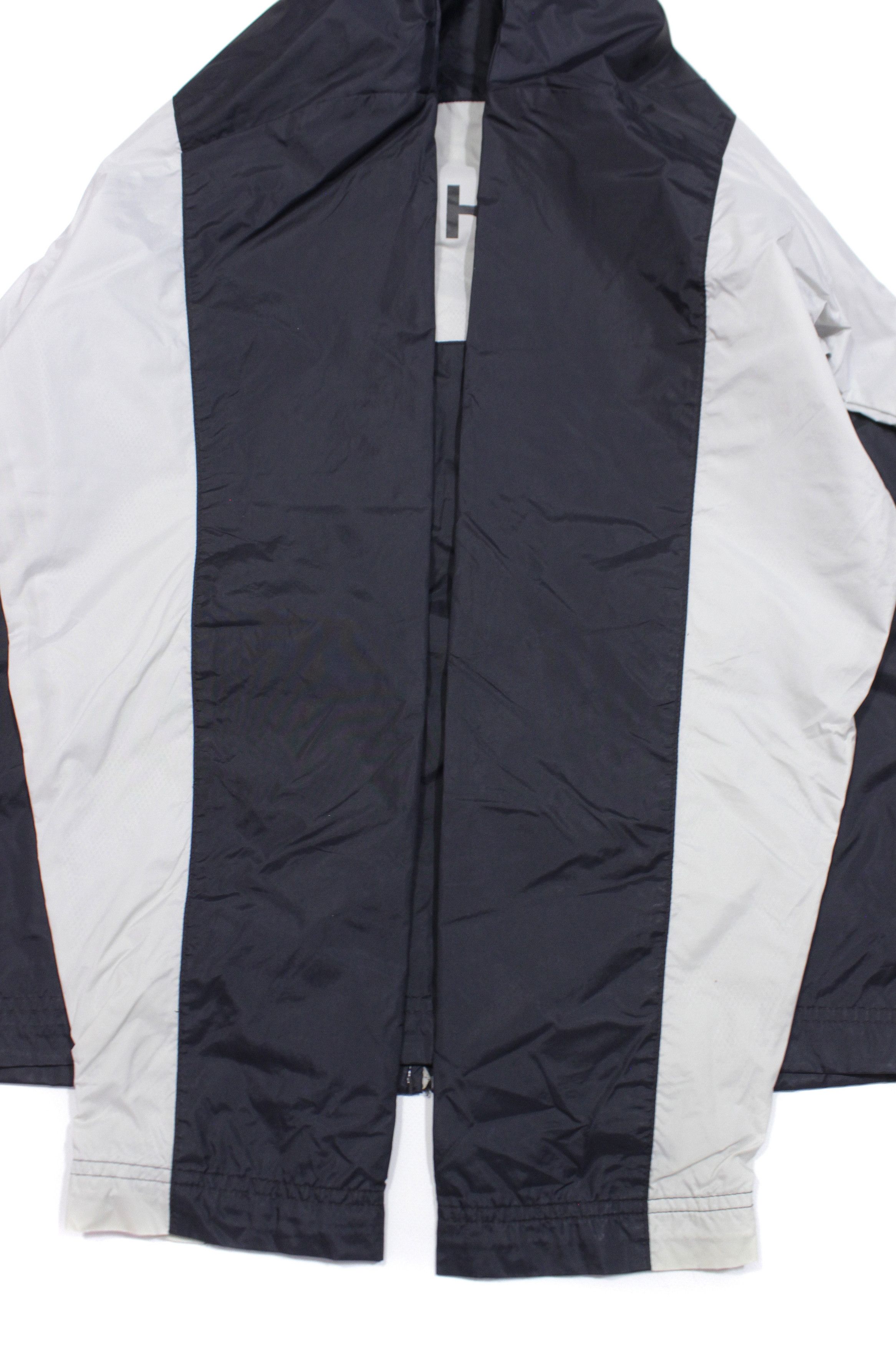 Nike 90S Big Logo Nylon Jacket Size US L / EU 52-54 / 3 - 8 Thumbnail