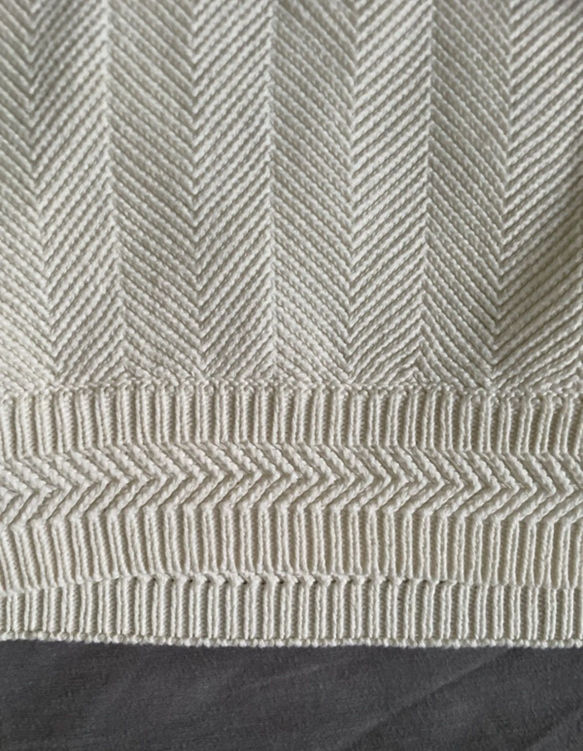 Chaps Ralph Lauren Chaps Ralph Lauren Knitwear Cream Size US XL / EU 56 / 4 - 5 Thumbnail
