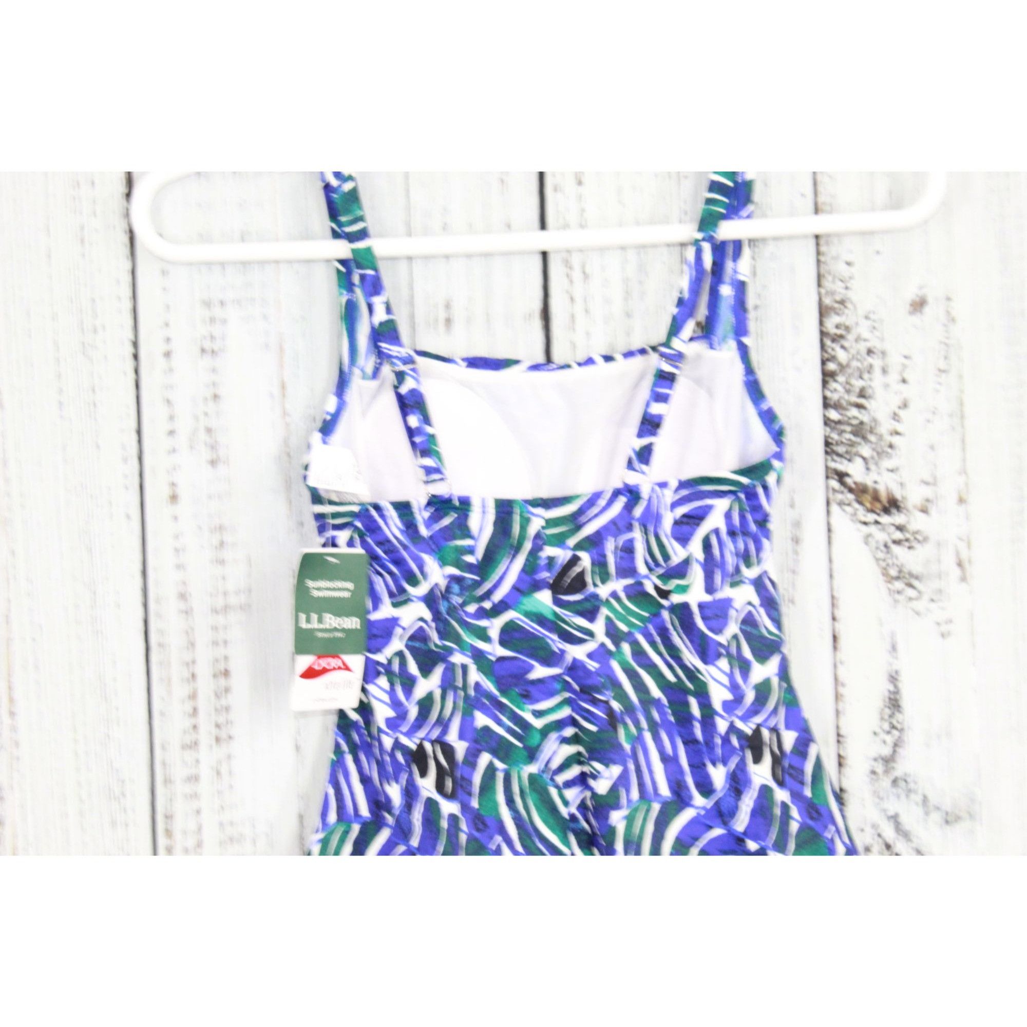 L.L. Bean LL Bean Women's Mix and Match Swimwear Tankini Size 6 Size M / US 6-8 / IT 42-44 - 5 Thumbnail