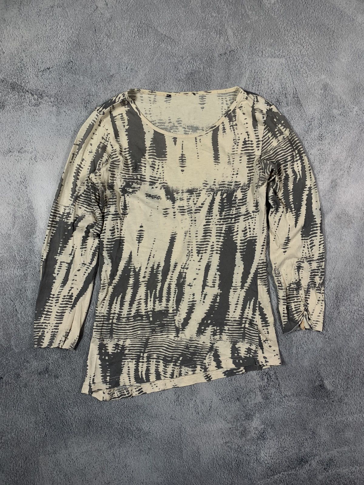 Other Vintage Y2K Japanese all over abstract longsleeve tee size S Size S / US 4 / IT 40 - 1 Thumbnail