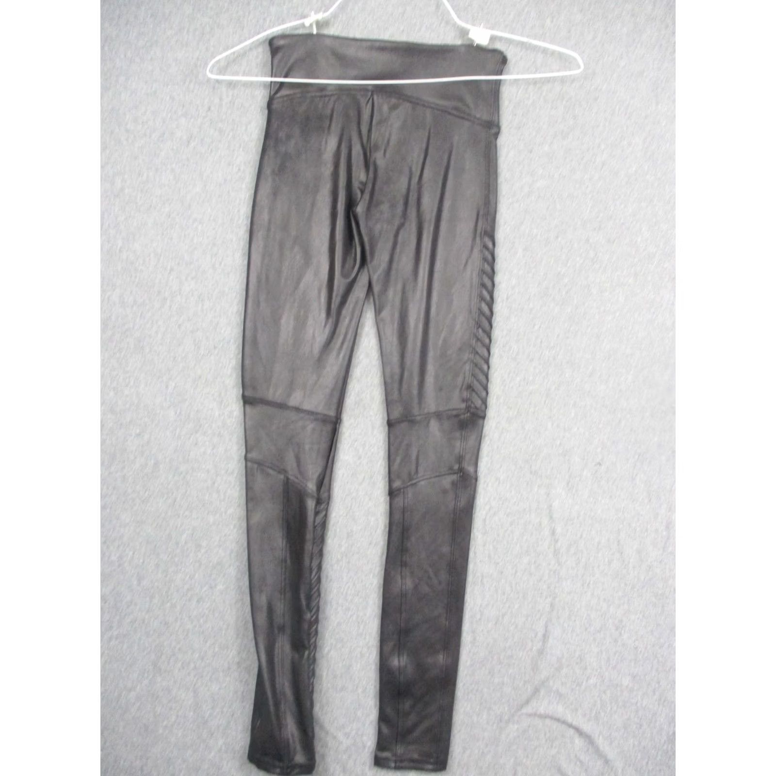 Spanx Spanx Faux Leather Moto Ankle Leggings Womens XS Black High Rise Shaping 20136R Size 26" / US 2 / IT 38 - 6 Thumbnail