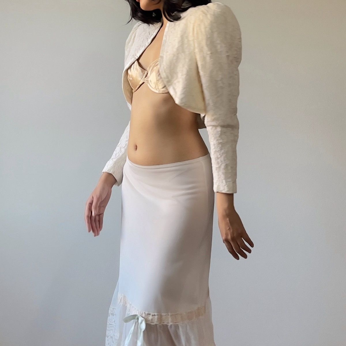 Other Vintage 1980s Off White Corded Lace Bolero Jacket (XS–S) Size XS / US 0-2 / IT 36-38 - 6 Thumbnail