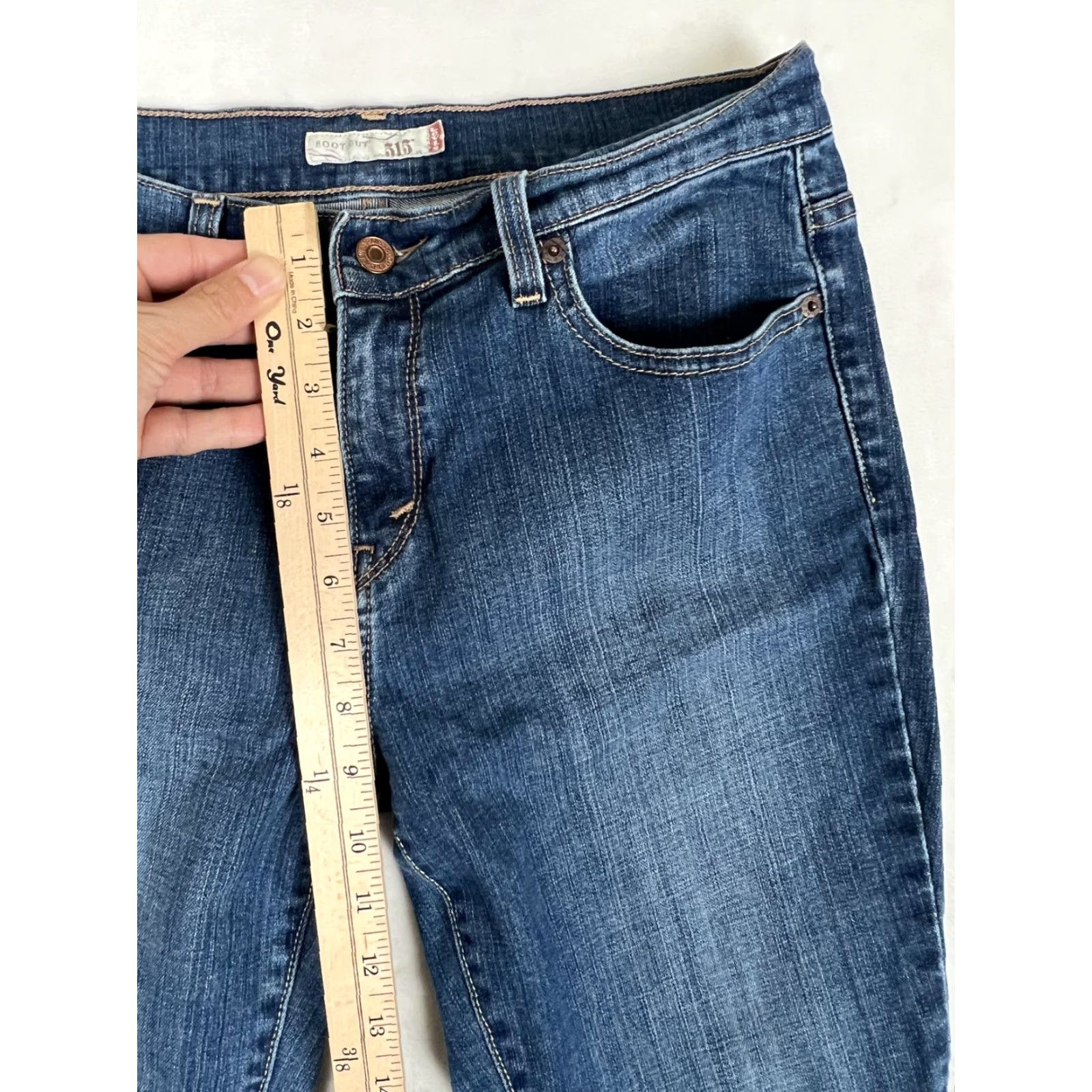 Levi's Levi's 515 Bootcut Jeans Women's 8 Blue Medium Wash Mid Rise Denim Altered Size 30" / US 8 / IT 44 - 4 Thumbnail