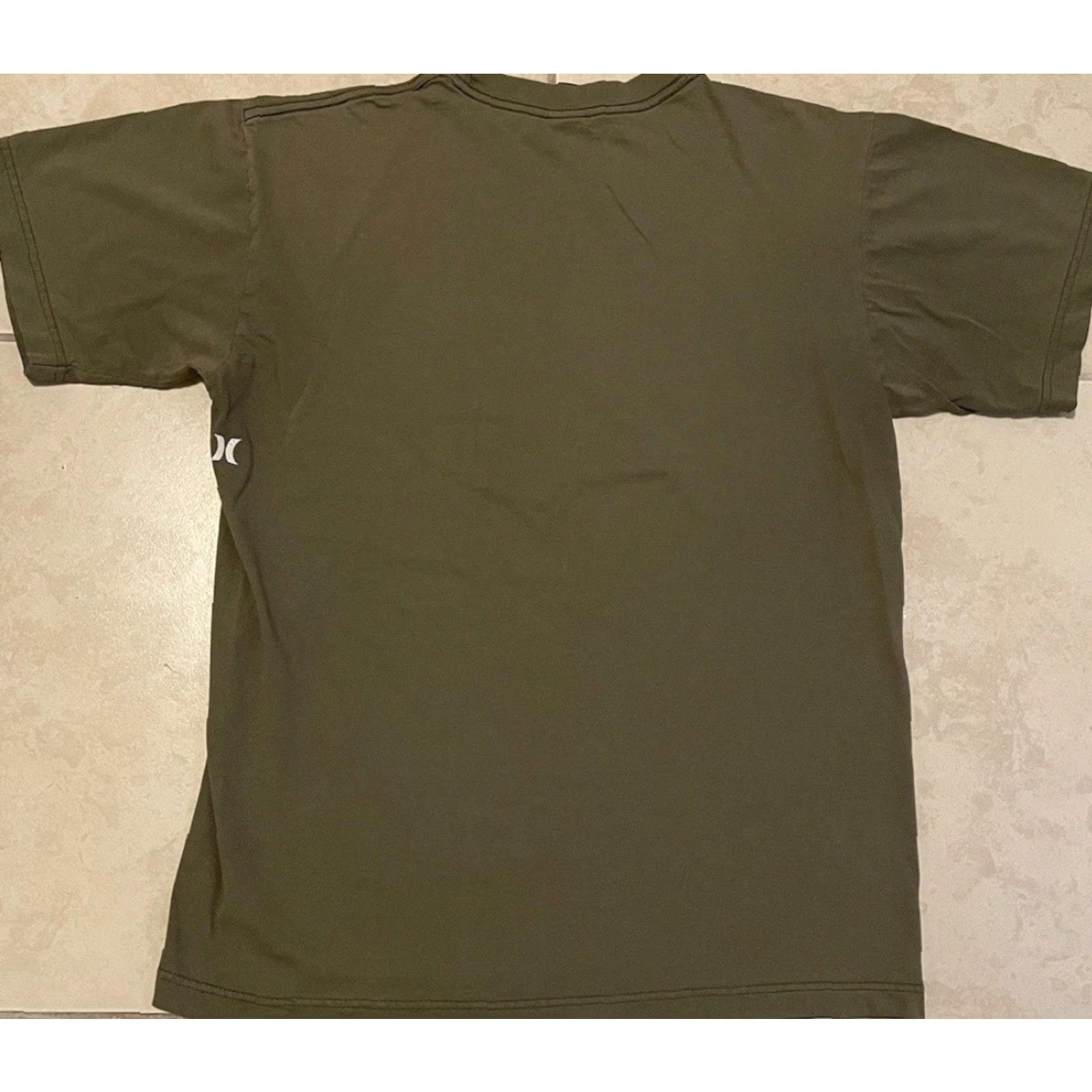 Quiksilver VINTAGE Hurley Shirt S Green 90s Distressed Surf Skate Grunge Ocean Pacific Billabong Y2K Mens T-Shirt Size US S / EU 44-46 / 1 - 2 Thumbnail