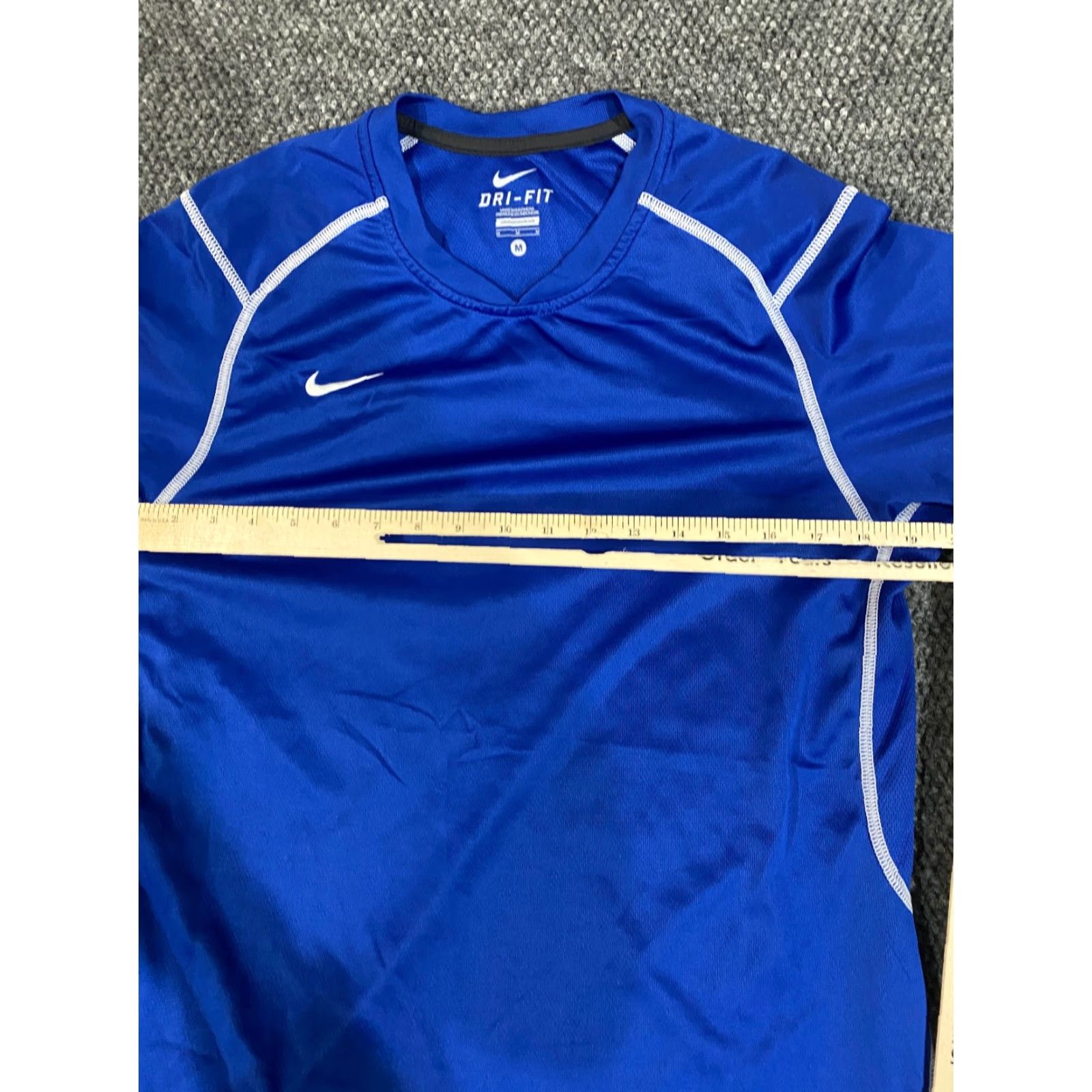 Nike Nike Dri-Fit Shirt Mens Medium Blue Athletic T-Shirt Soccer Gym Training Casual Breathable Moisture Wicking Size US M / EU 48-50 / 2 - 4 Thumbnail