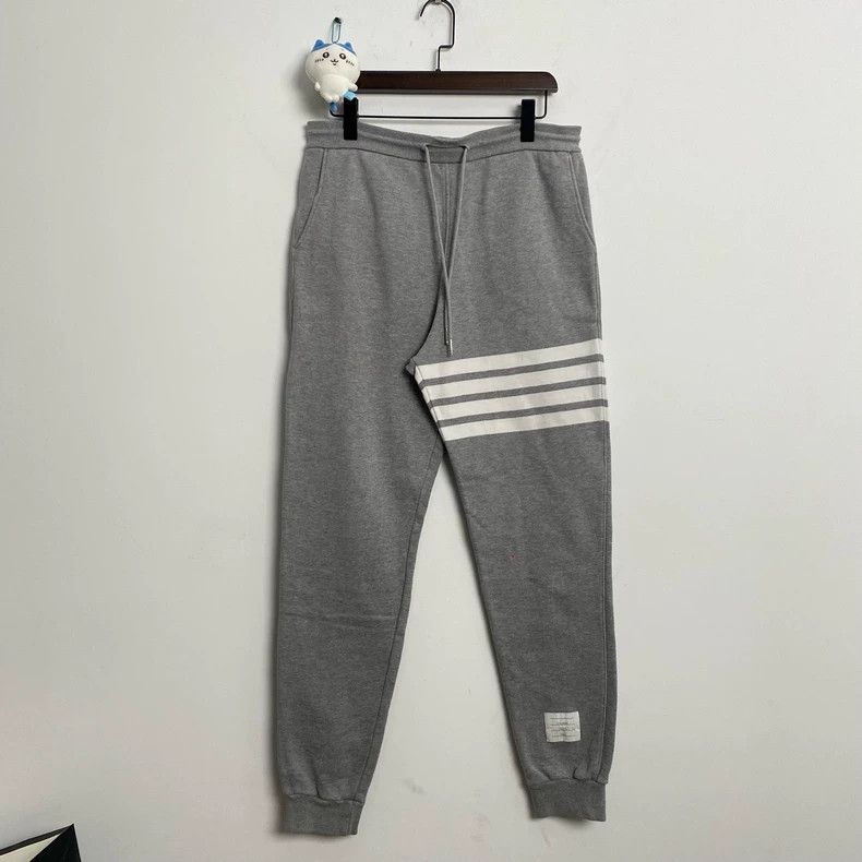 Thom Browne Thom Browne Gray Stripe Sweatpants Size 3 - dmc Size US 26 / EU 42 - 1 Thumbnail