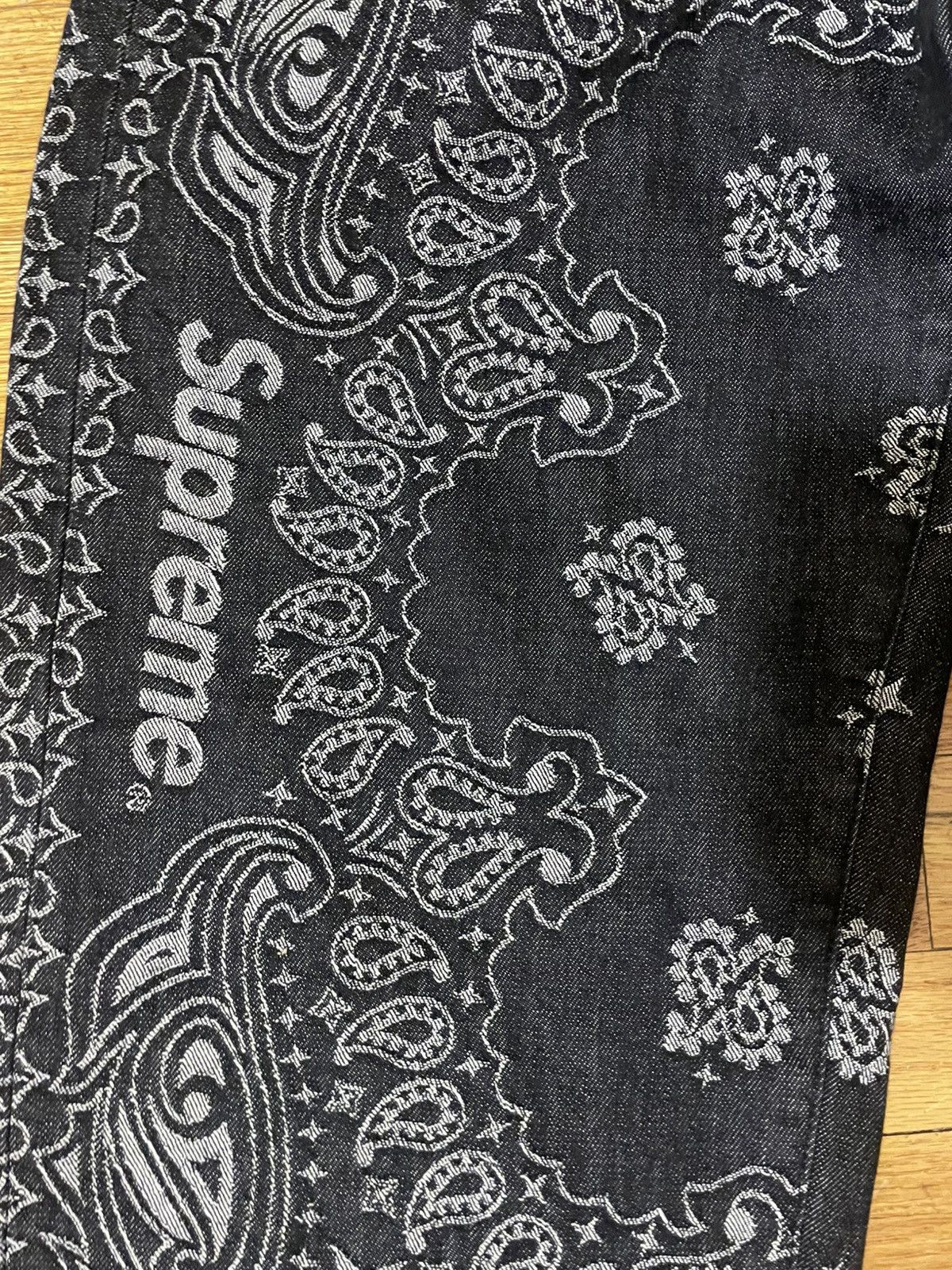 Supreme Supreme Bandana Paisley Jacquard Baggy Jean Sz 32