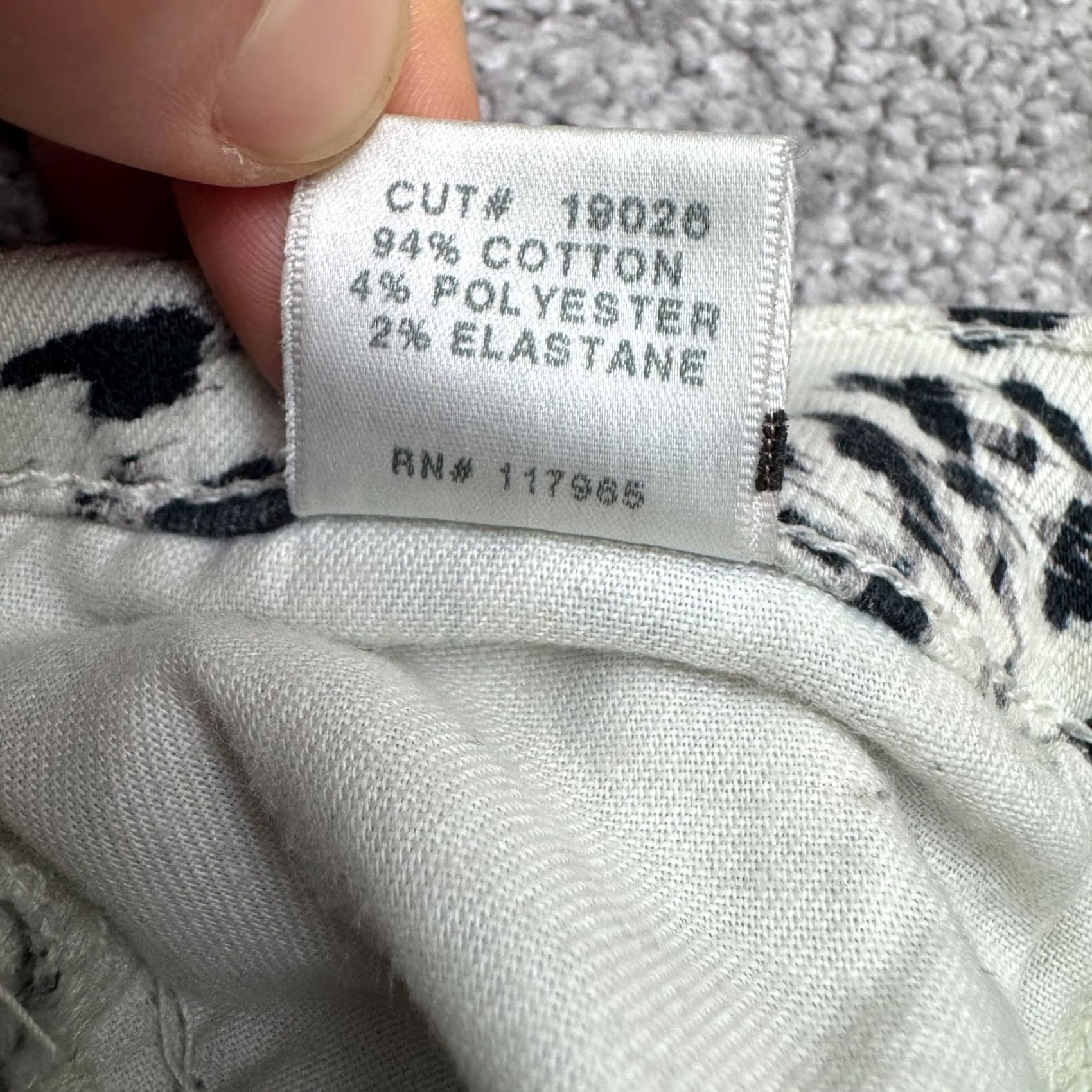 J Brand J Brand Skinny Jeans Labyrinth Print Denim Womens 26 Multicolor Stretch Regular Rise 27in Buckle Belt Loops Pockets City Grunge Outdoor Streetwear Size 26" / US 2 / IT 38 - 7 Thumbnail