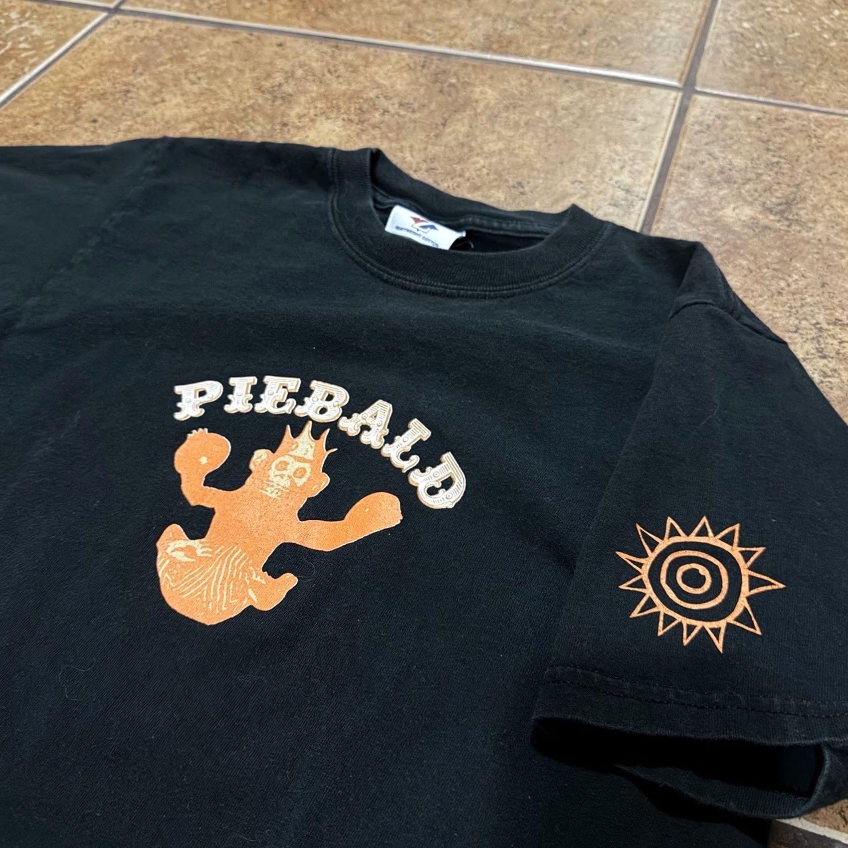 Fruit Of The Loom VINTAGE Pie Bald Band T-Shirt Mens Small Black 90s Emo Hardcore Rare Size US S / EU 44-46 / 1 - 4 Thumbnail