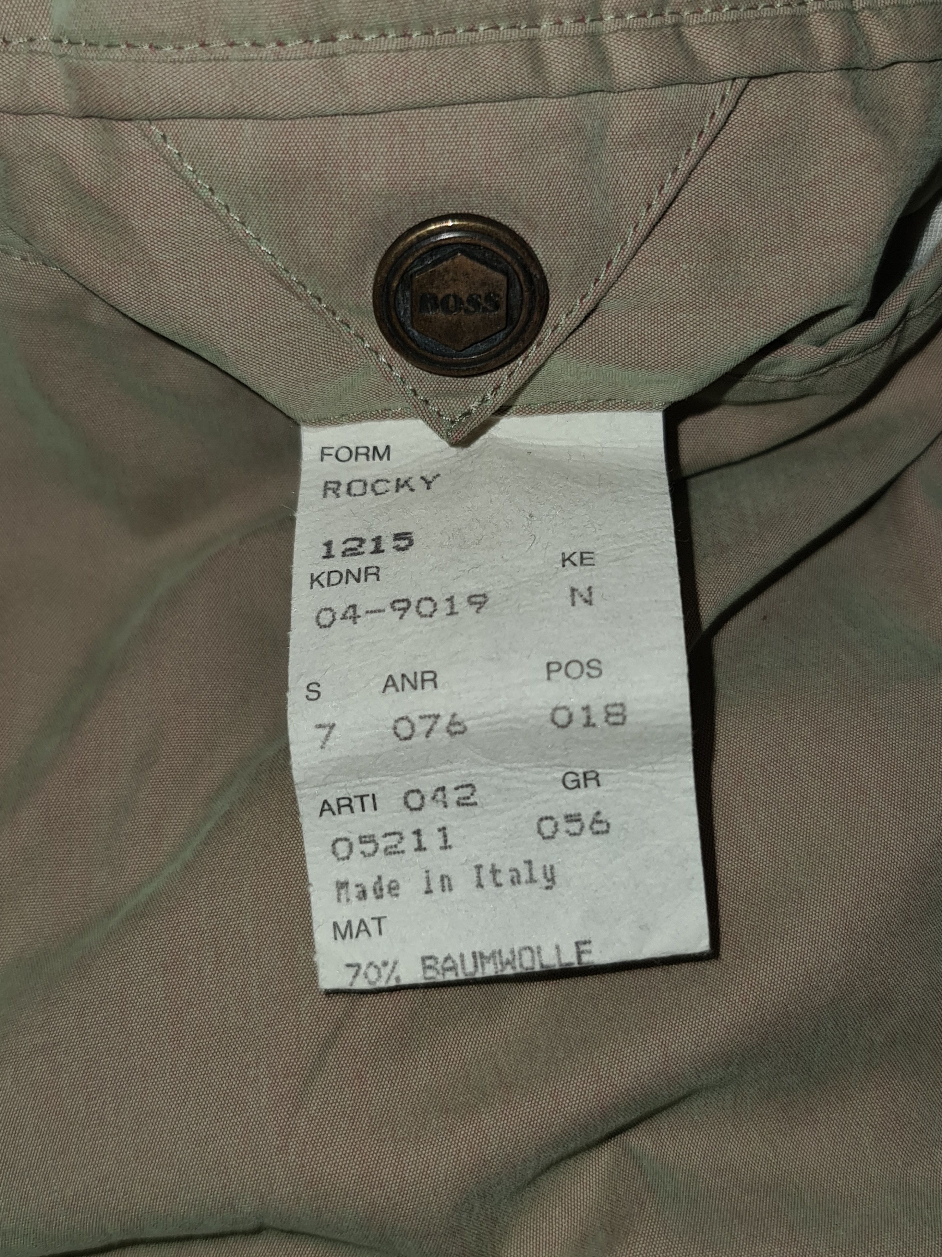 Hugo Boss 90s Vintage Hugo Boss Beige Boomber Jacket Nylon Size US L / EU 52-54 / 3 - 8 Thumbnail