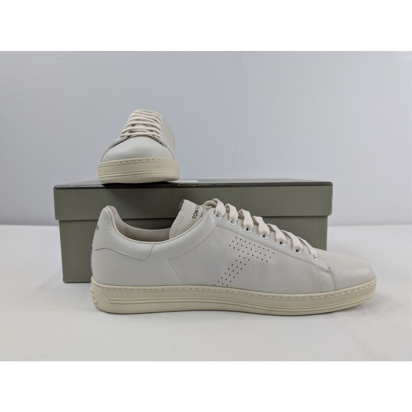 Tom Ford o1rshd1 Low top Sneakers shoe in White Size US 13 / EU 46 - 16 Thumbnail