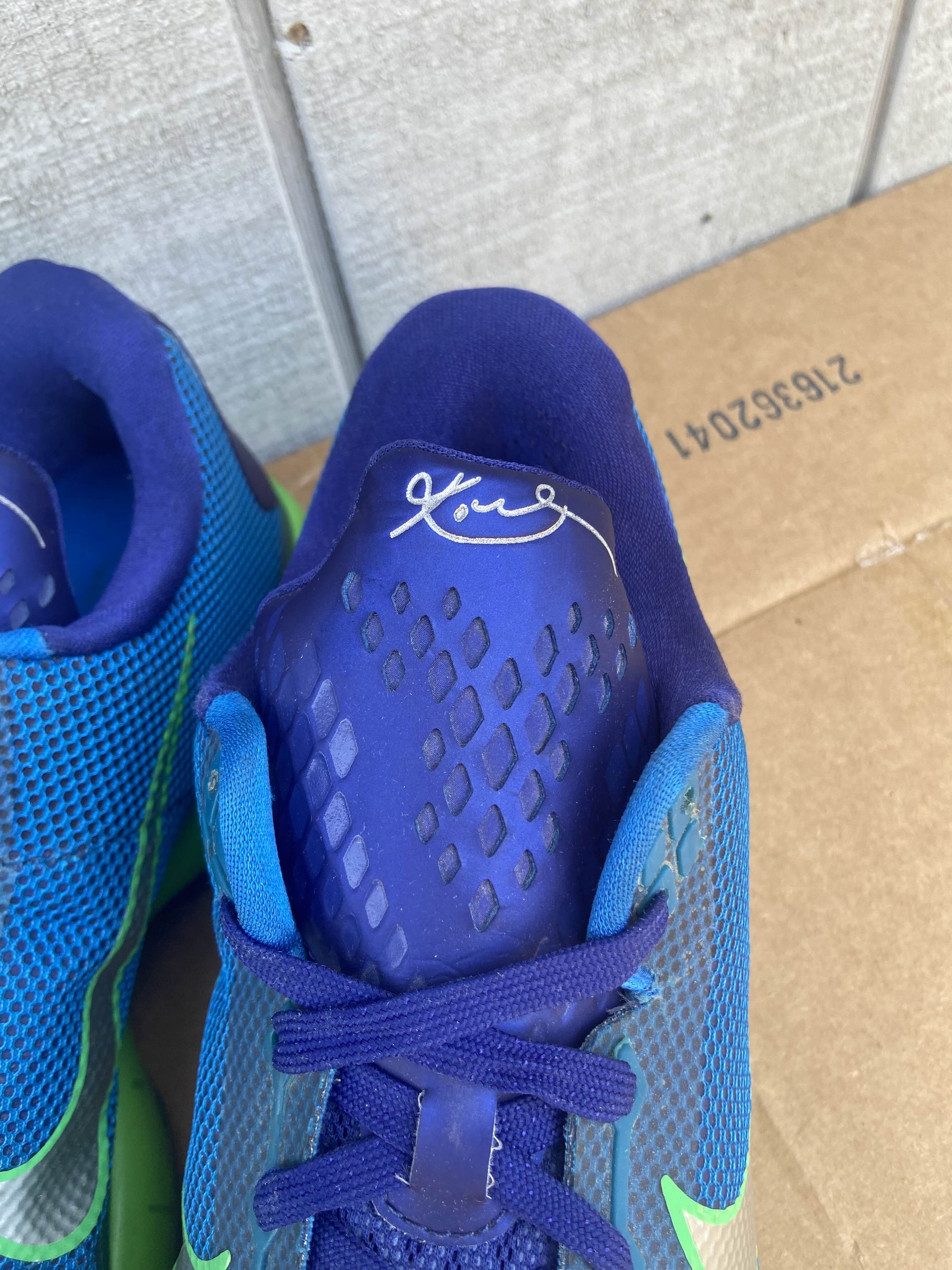 Nike Nike Kobe 10 Emerald City Blue Green Kobe Bryant Sz 13 Size US 13 / EU 46 - 7 Thumbnail
