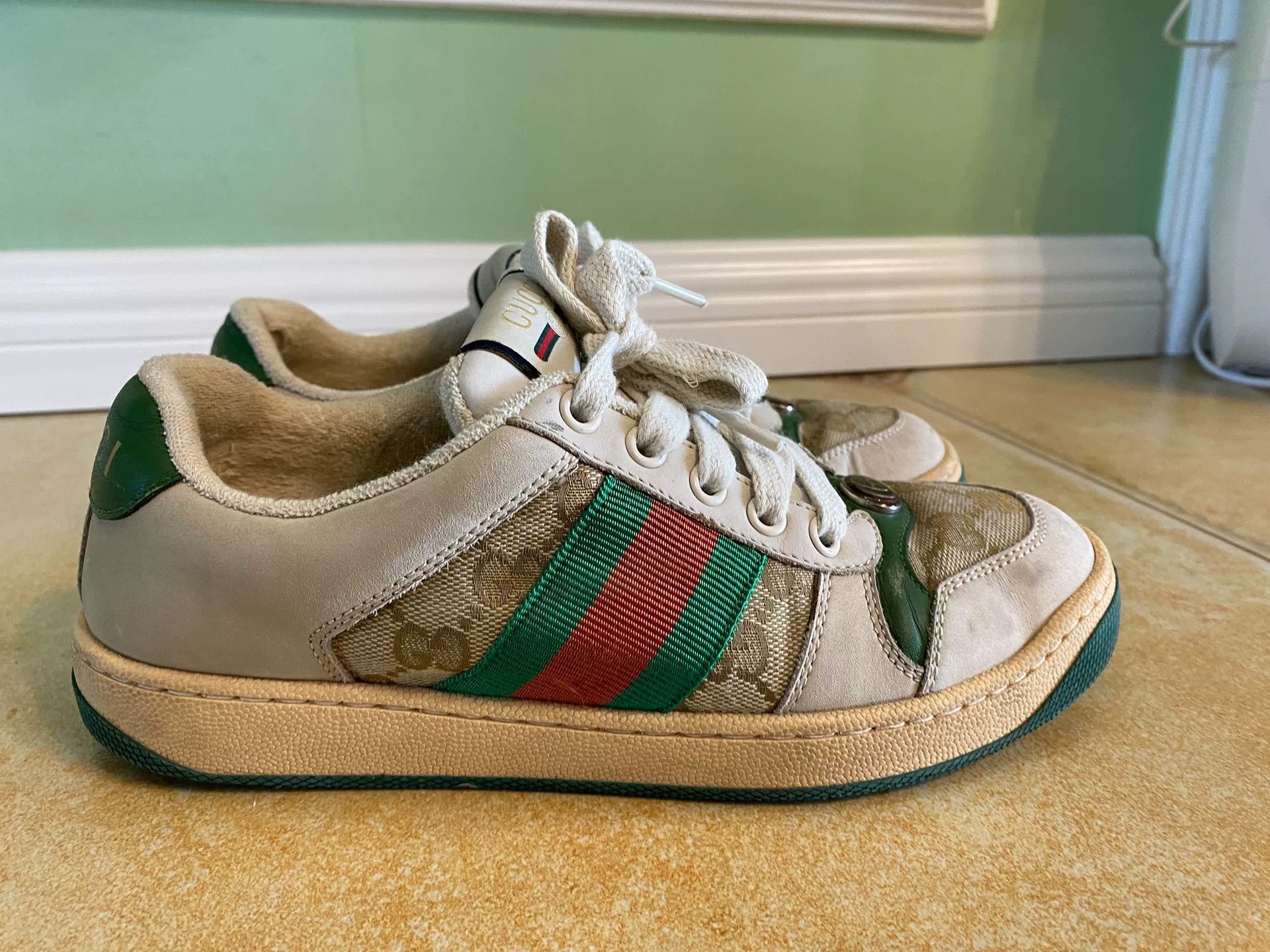 Gucci Gucci Green Tail Dirty Sneakers Size US 4 / IT 34 - 1 Thumbnail