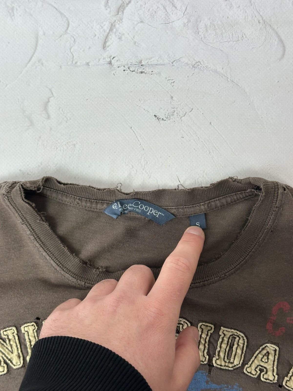 Vintage Vintage Universidad Del Cuba Distressed Worn Long Sleeve Size US S / EU 44-46 / 1 - 9 Thumbnail