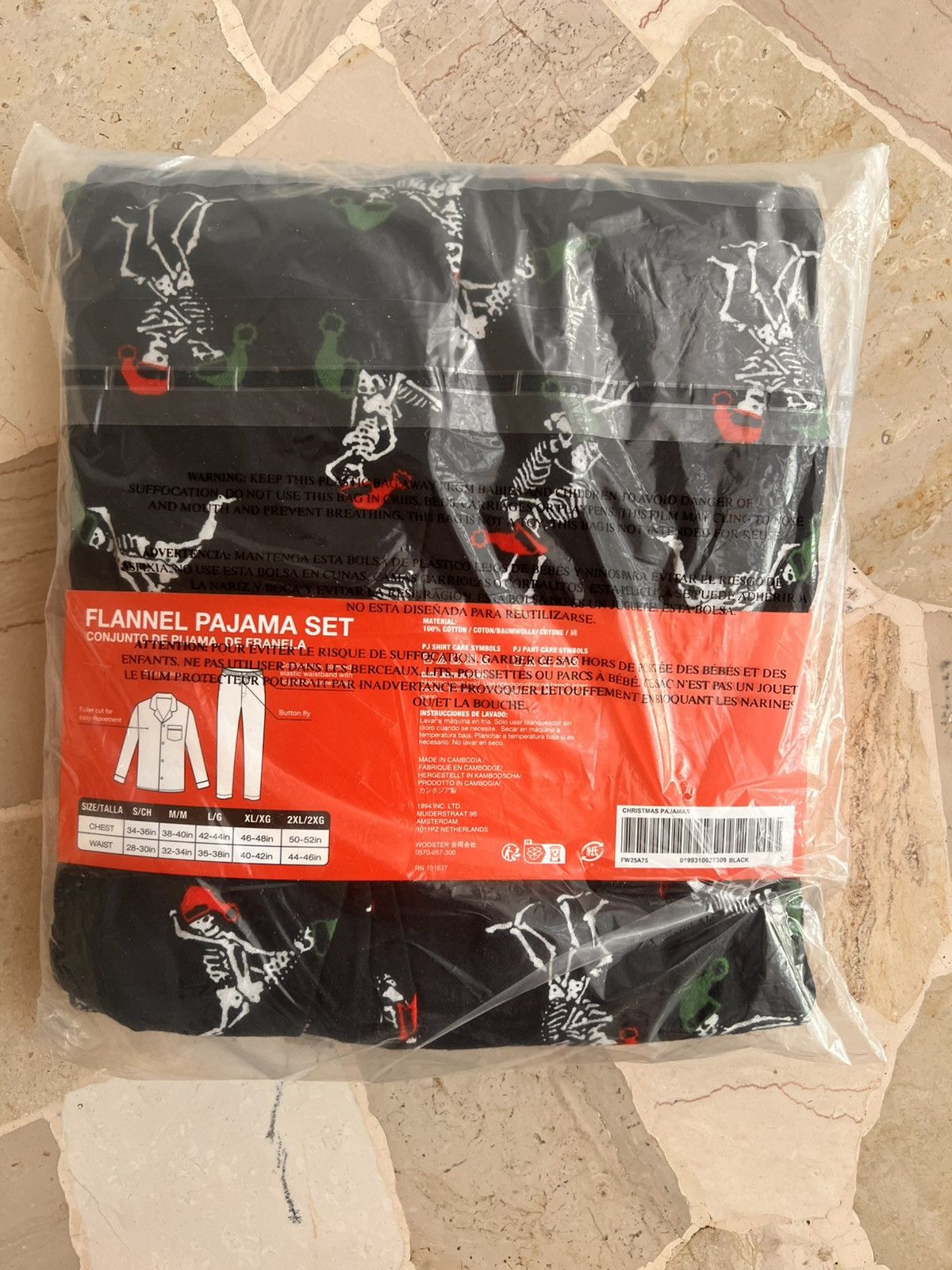 Supreme L - Supreme Holiday Pajama Set Black FW25 flannel shirt pant Size ONE SIZE - 4 Thumbnail