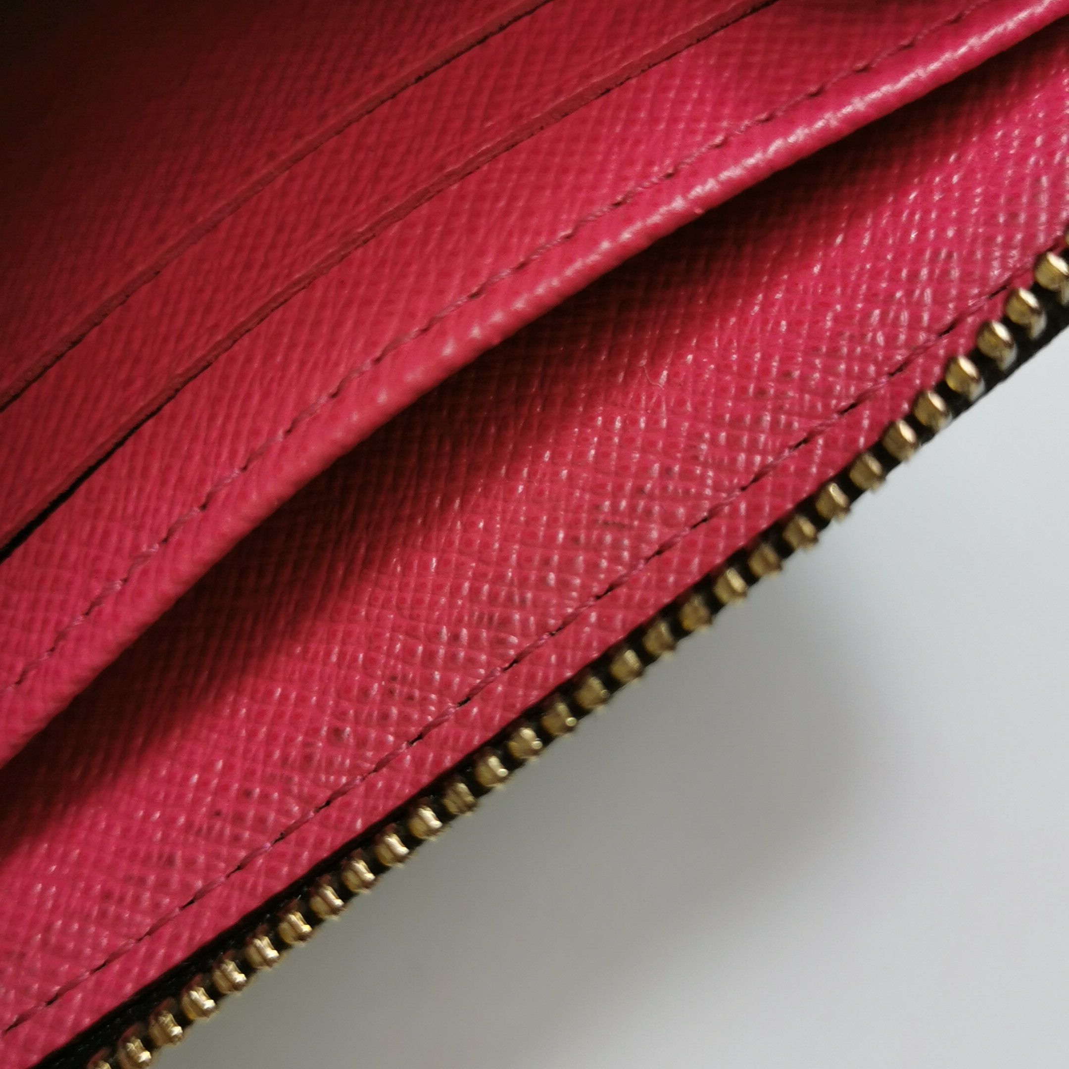 Louis Vuitton Louis Vuitton (LV) Zippy leather monogram print wrap-around Size ONE SIZE - 5 Thumbnail