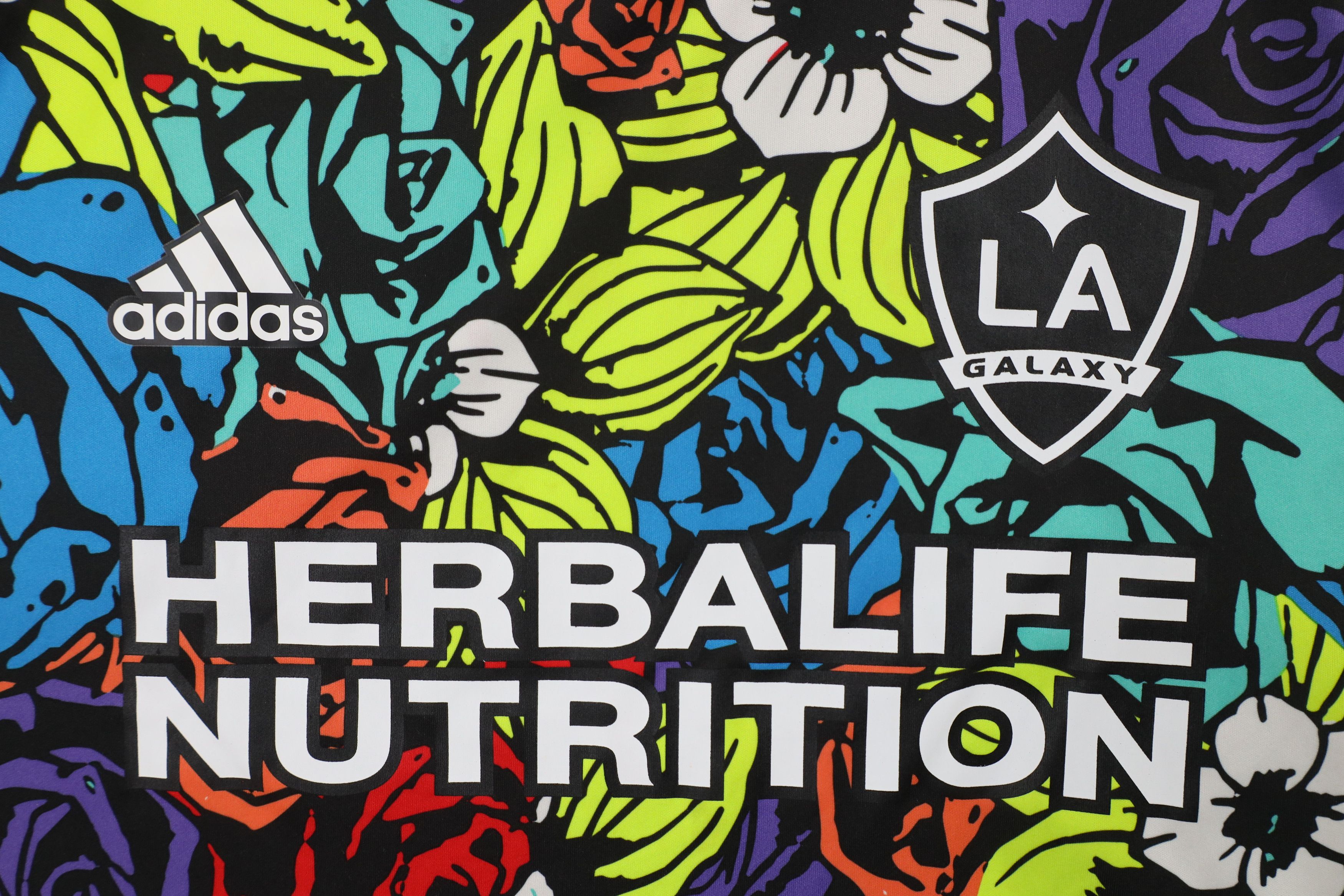 Adidas × Vintage Adidas Mens Flower Floral LA Galaxy Soccer Jersey Futbol Size US L / EU 52-54 / 3 - 7 Thumbnail