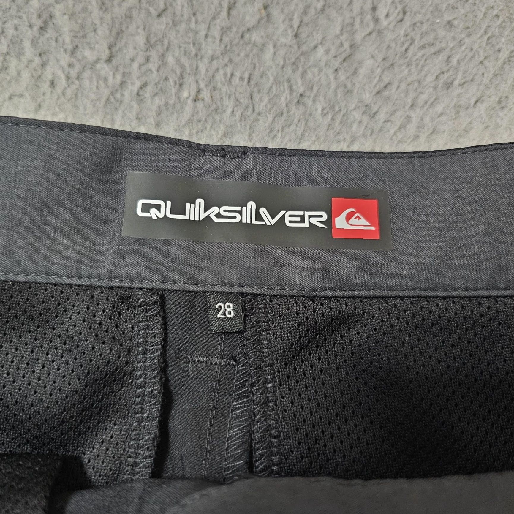 Quiksilver Quiksilver Shorts Mens 28 Black Chino Flat Front 10 Inseam Casual Summer Size US 28 / EU 44 - 3 Thumbnail